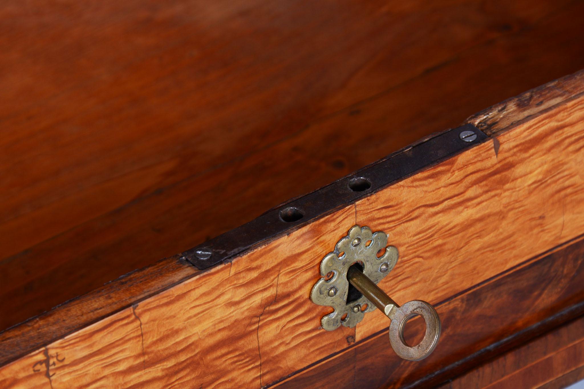 Restored Biedermeier Jewelry Box, Ash, Maple, Spruce, Walnut, Czech, 1820s For Sale 10
