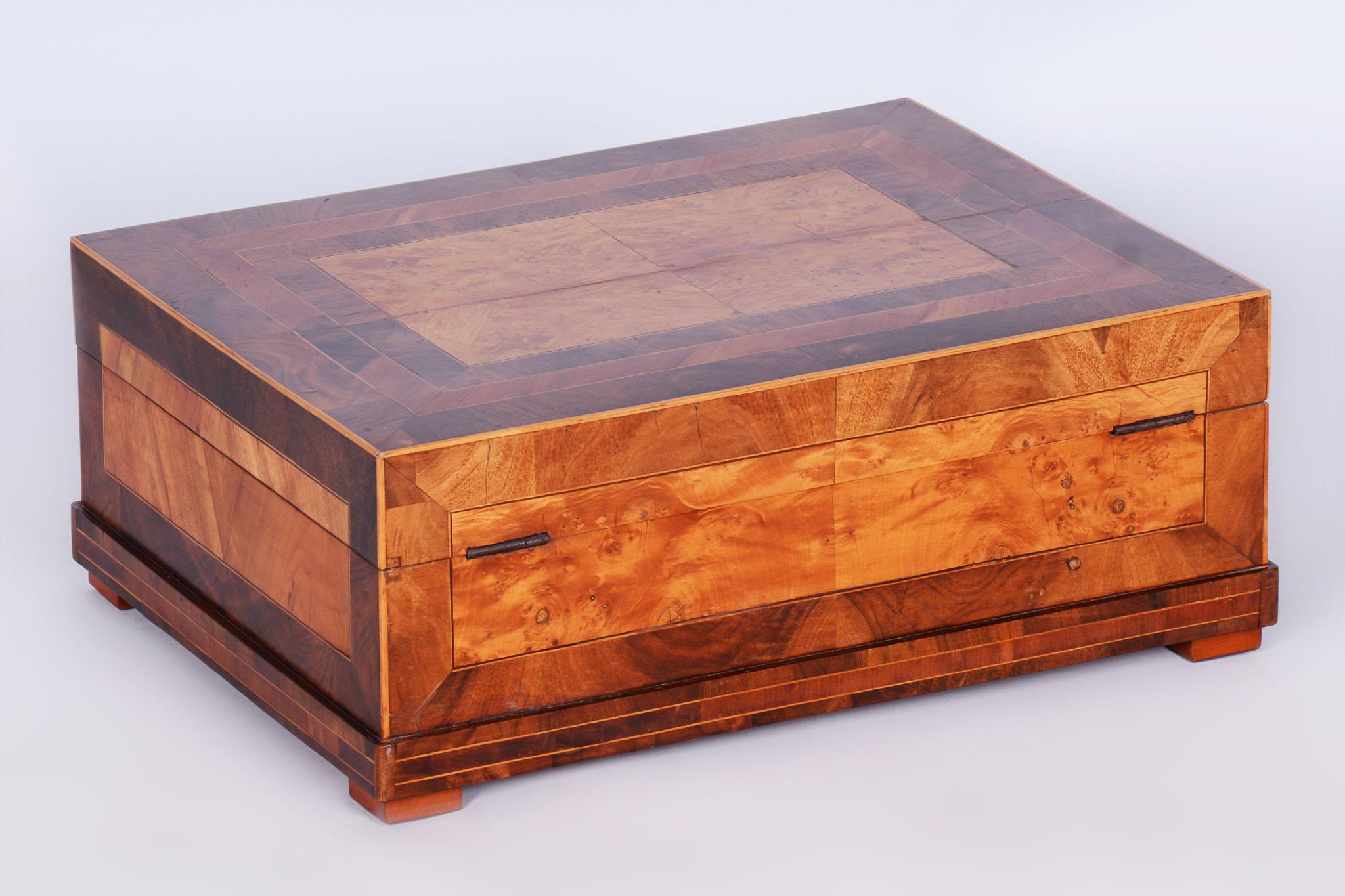 Restored Biedermeier Jewelry Box, Ash, Maple, Spruce, Walnut, Czech, 1820s For Sale 11