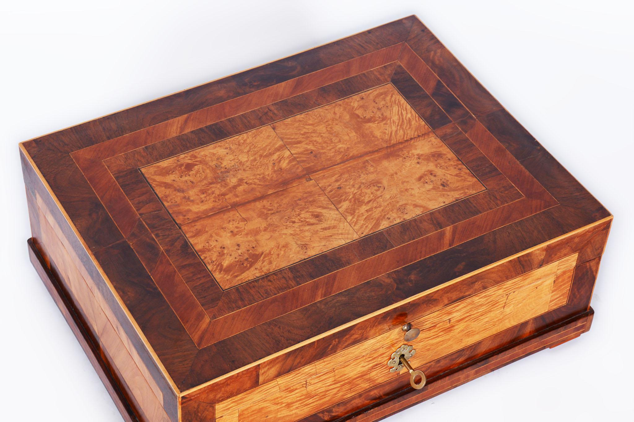 Restored Biedermeier Jewelry Box, Ash, Maple, Spruce, Walnut, Czech, 1820s For Sale 2