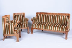 Ensemble de sièges Biedermeier restauré, noyer, retapissé, Autriche, années 1830