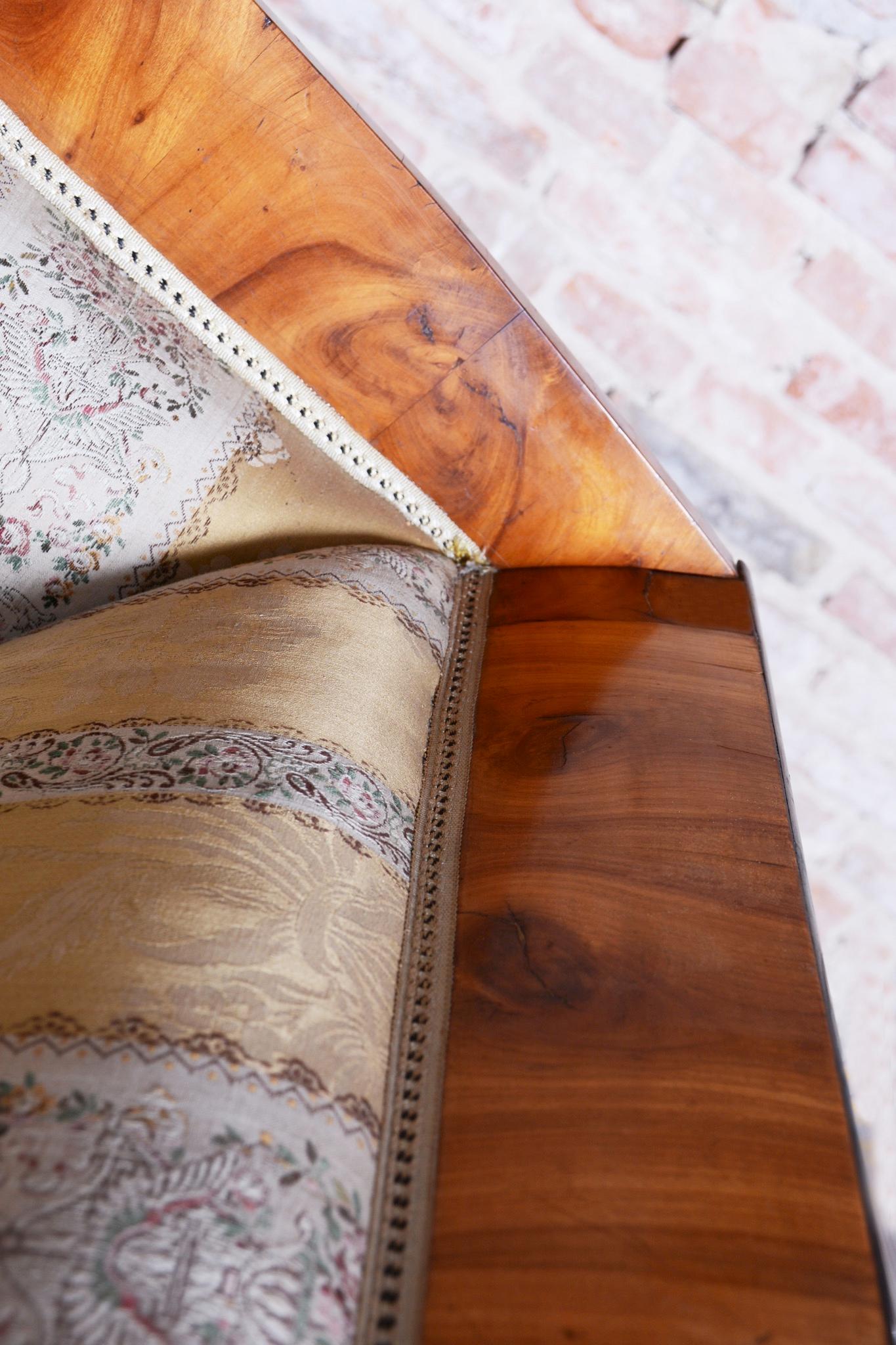 Restored Biedermeier Sofa, by Josef Danhauser, Cherry Wood, Austria, 1820s For Sale 2