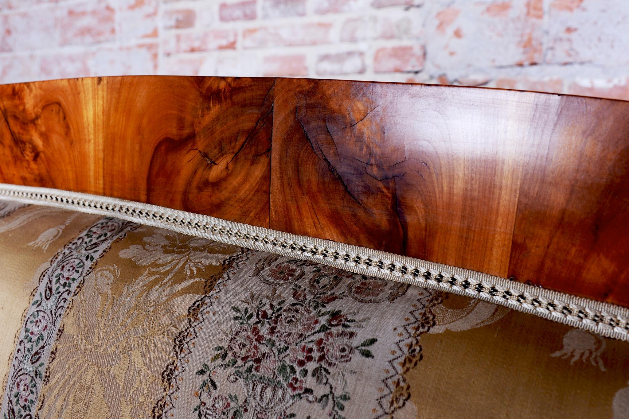 Restored Biedermeier Sofa, by Josef Danhauser, Cherry Wood, Austria, 1820s For Sale 3