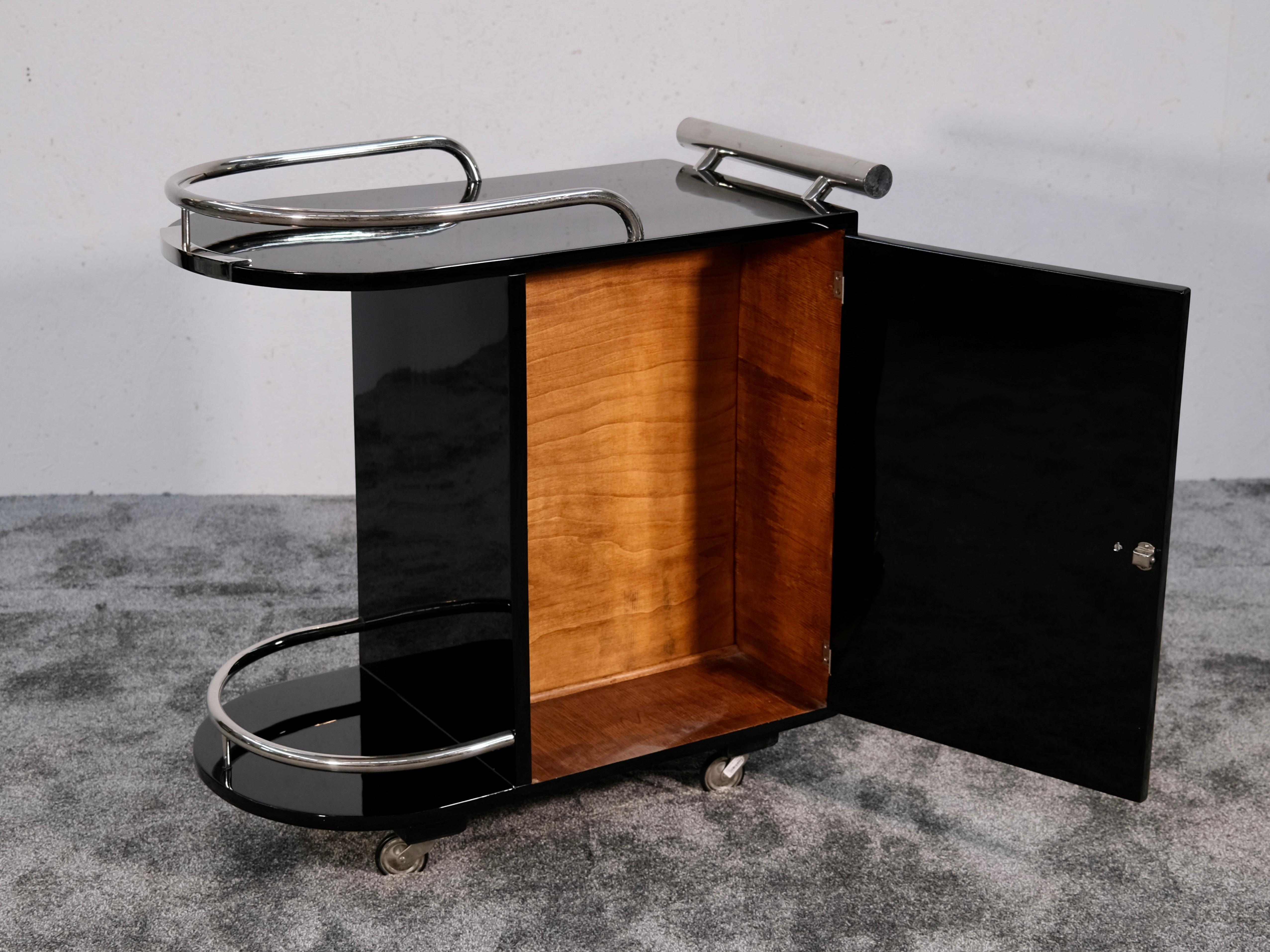 Carrello da cocktail Art Déco restaurato e laccato nero con portabottiglie, Francia, anni '30 in vendita 3