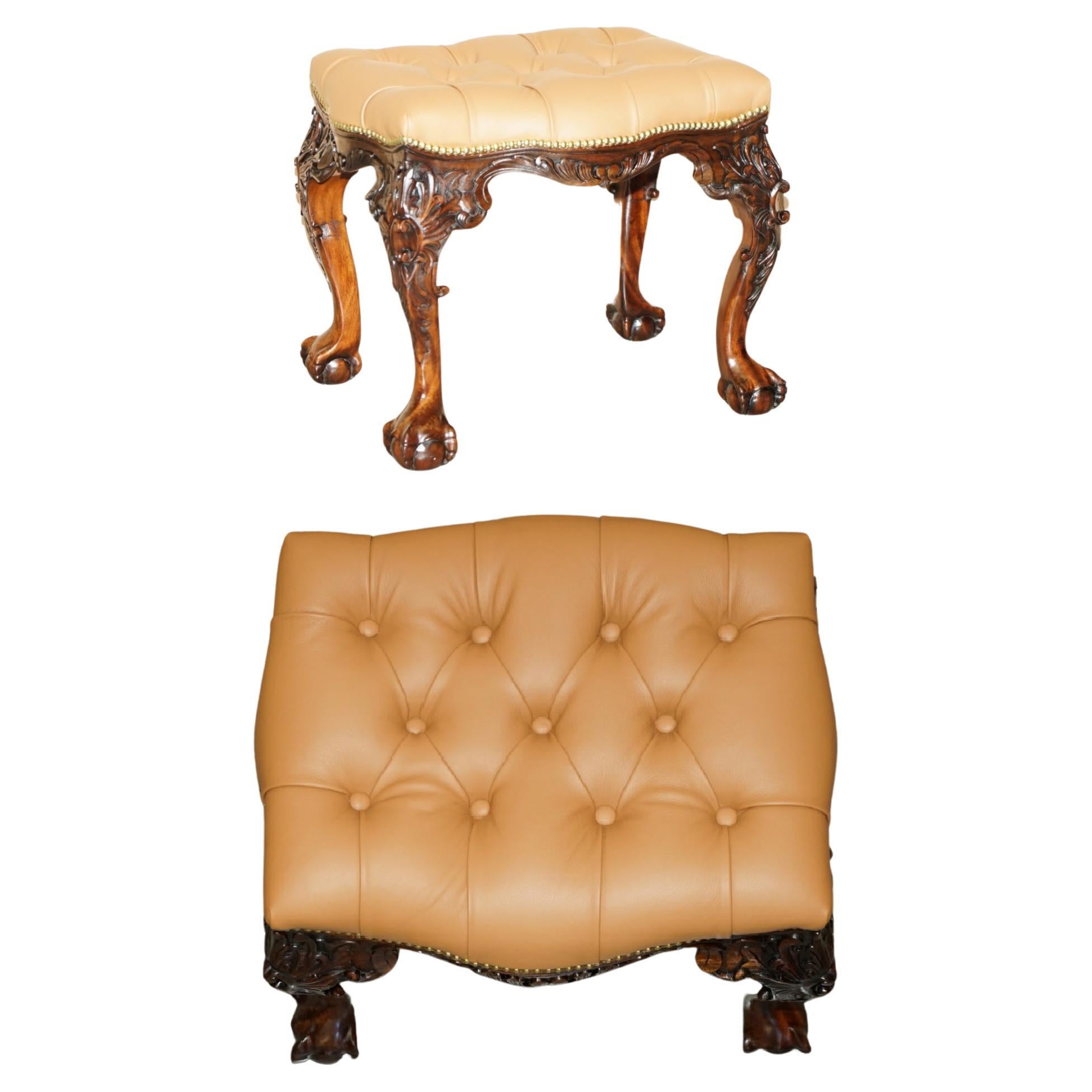 RESTORATED BROWN LEATHER CLAW & BALL CHESTERFIELD PIANO OR DRESSiNG TABLE STOOL im Angebot