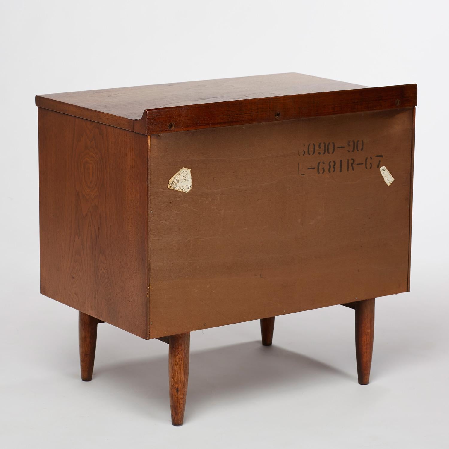 American Restored Broyhill Premier Sculptra Nightstand Bedside Tables, 1960s