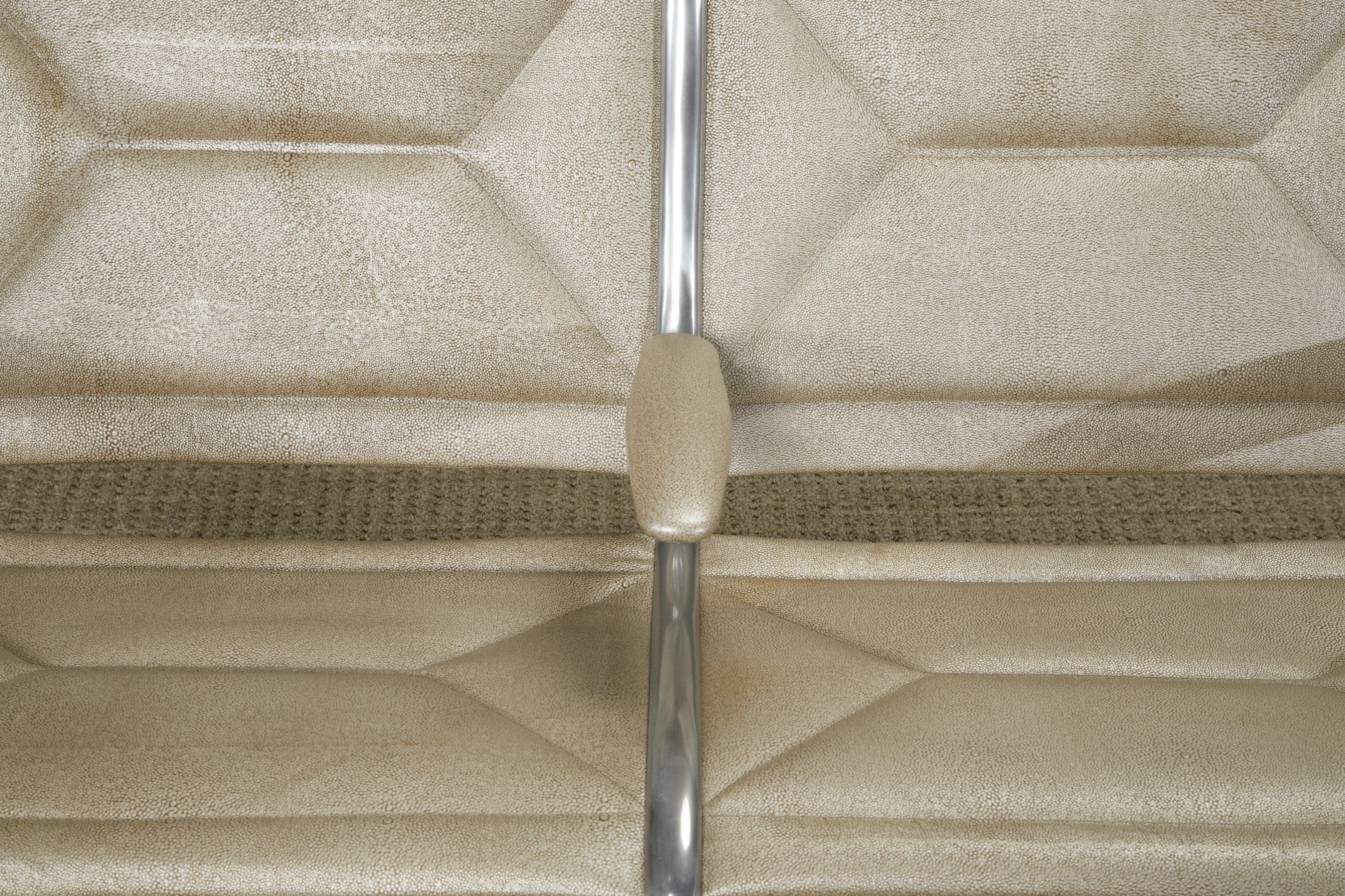 Sistema restaurado de asientos en tándem Charles Eames para Herman Miller con piel Edelman en venta 5