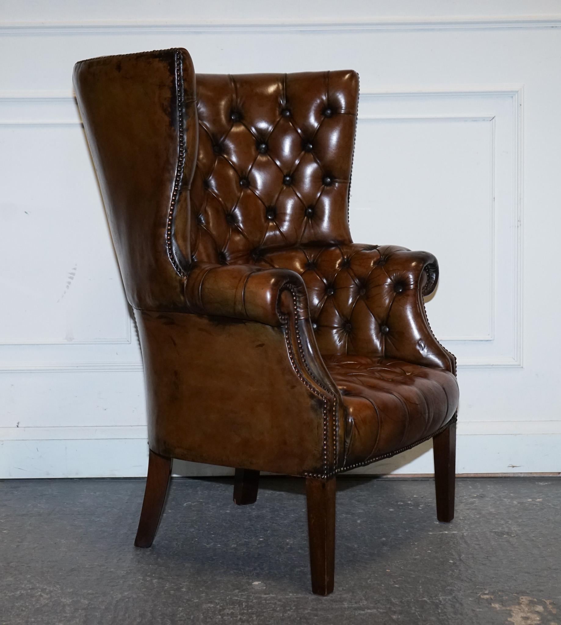 RESTORED CHESTERFIELD HANDGEFÄRBTES LEINER PORTERS WINGBACK ARMCHAiR im Angebot 4