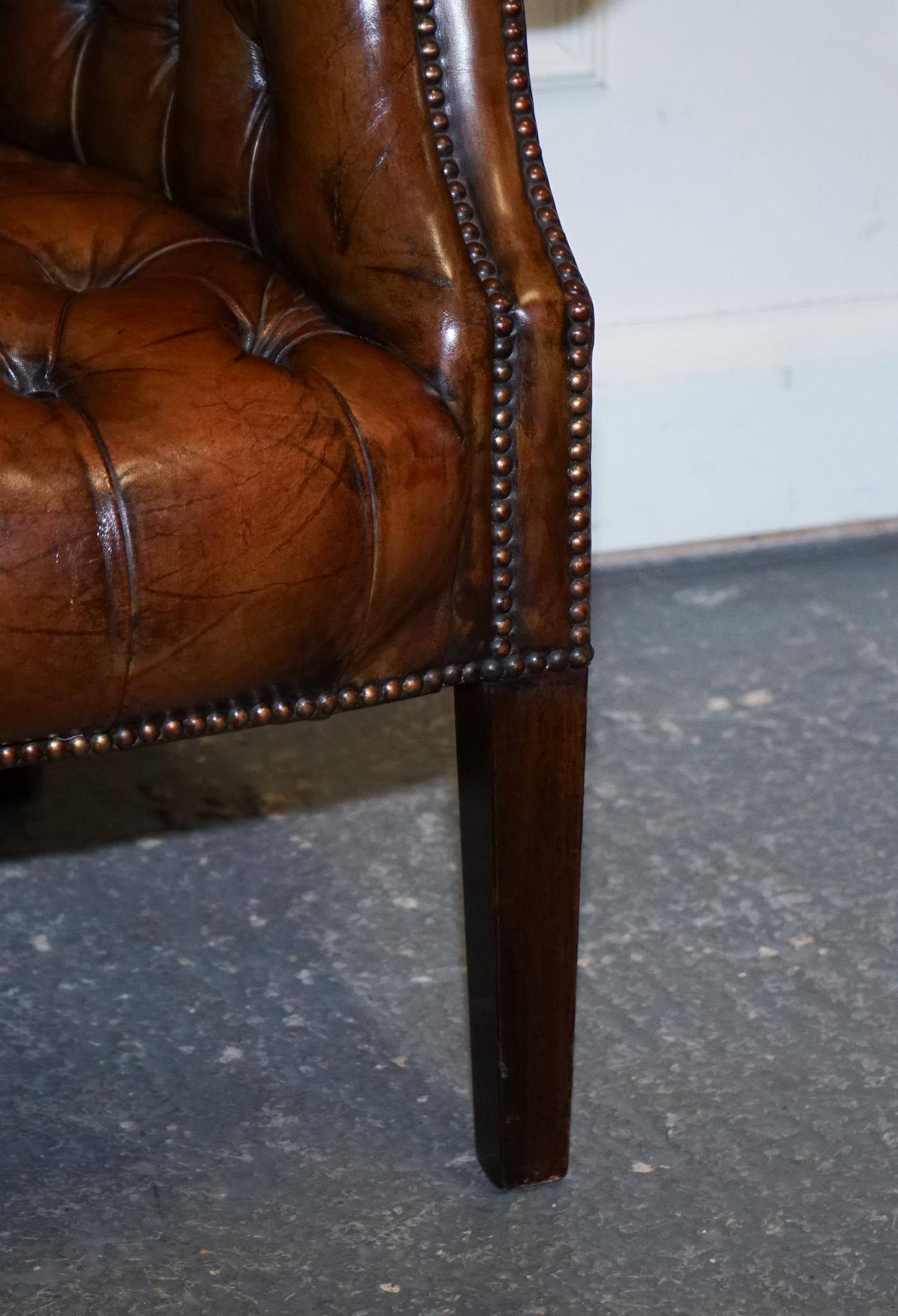 RESTORED CHESTERFIELD HANDGEFÄRBTES LEINER PORTERS WINGBACK ARMCHAiR (20. Jahrhundert) im Angebot