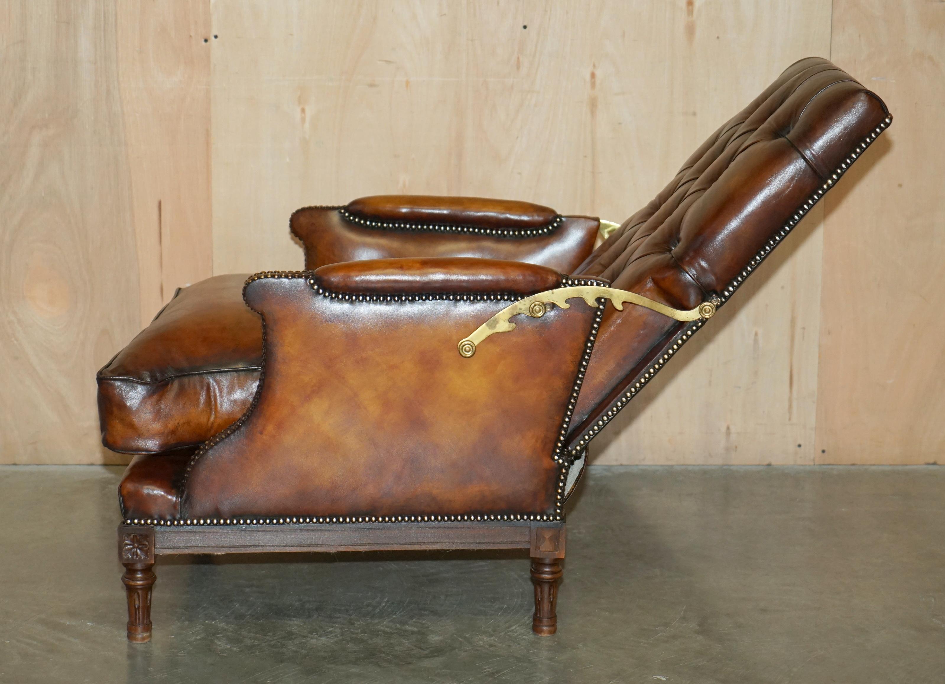 RESTORED CHESTERFIELD TUFTED HAND DYED BROWN LEATHER LIBRARY RECLINER ARMCHAiR im Angebot 11