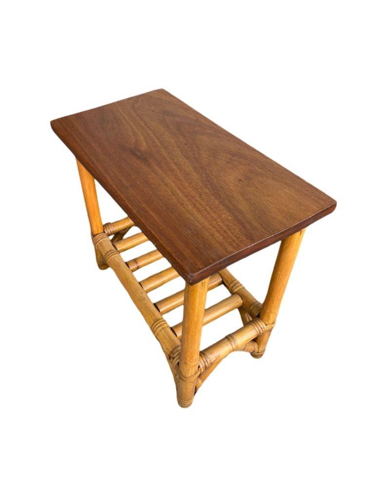 Table basse et table d'appoint en rotin flottant de taille enfant restaurée en vente 3