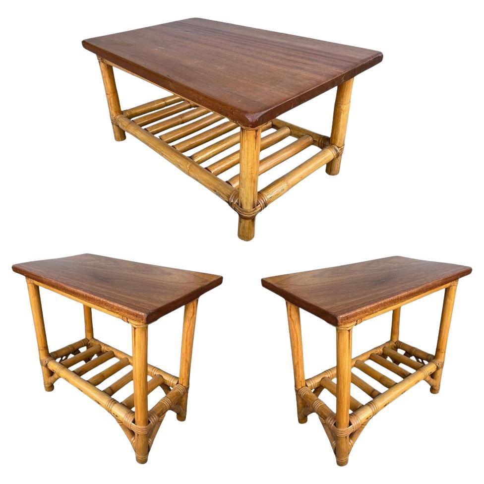 Table basse et table d'appoint en rotin flottant de taille enfant restaurée en vente