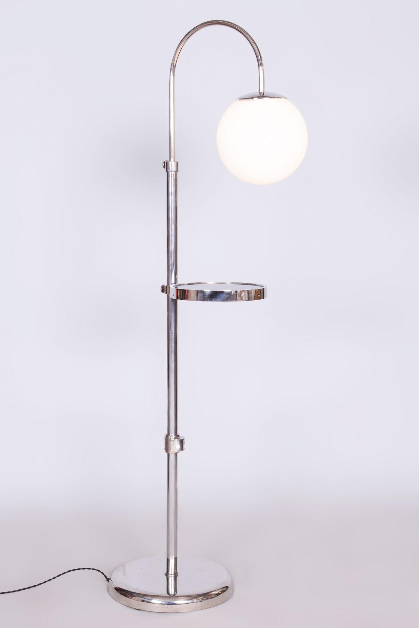 Restored Chrome Floor Lamp, Steel, Milk Glass, Adjustable Height, Czech, 1930s In Good Condition For Sale In Horomerice, CZ