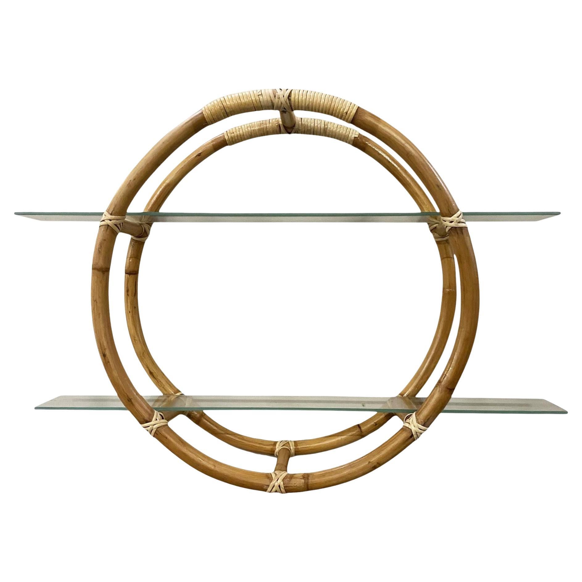 Estantería de pared "Esqueleto" de ratán circular restaurada con cristal de lamas