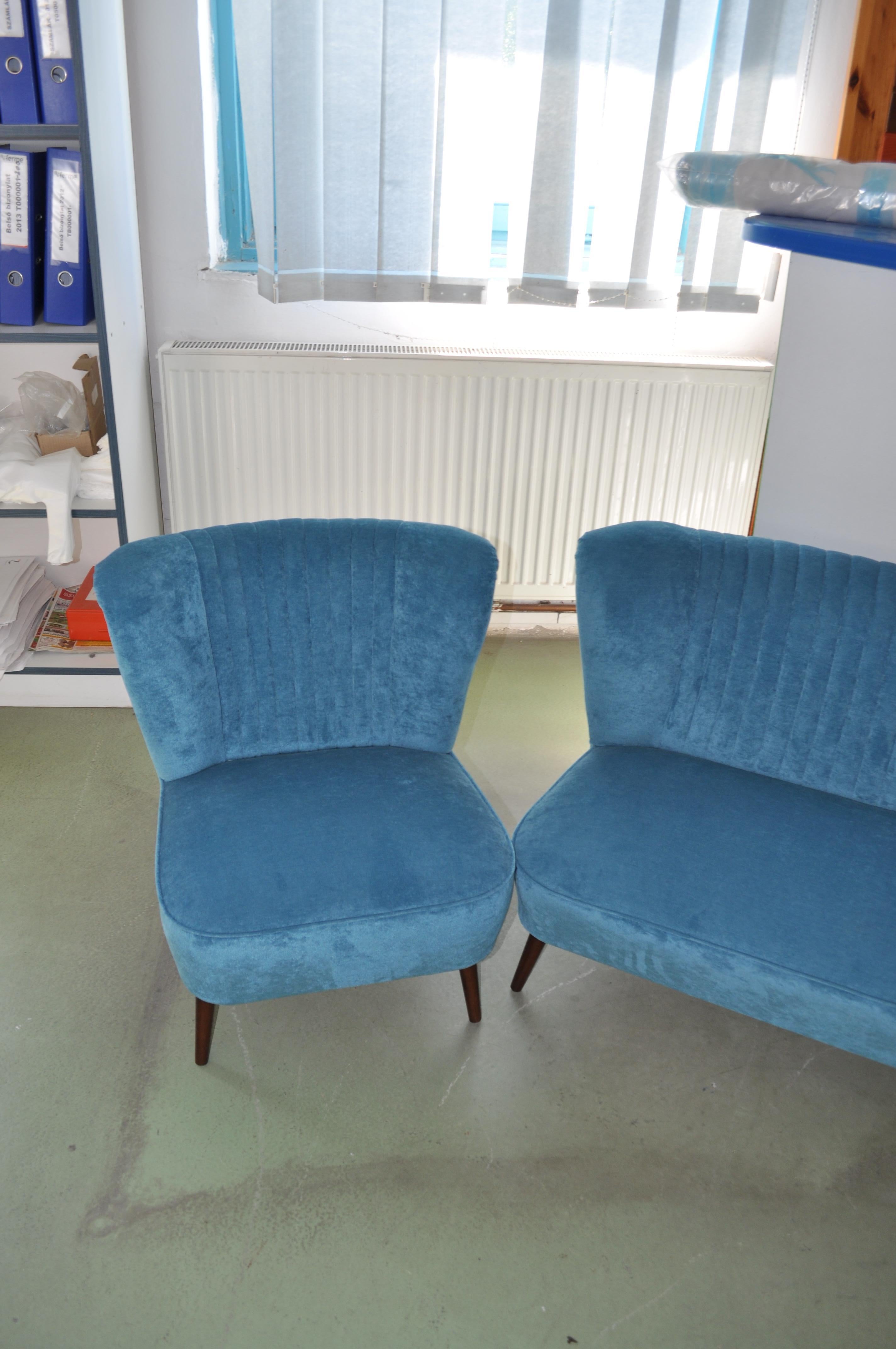 Hungarian Restored Club Sofa, 1950s For Sale