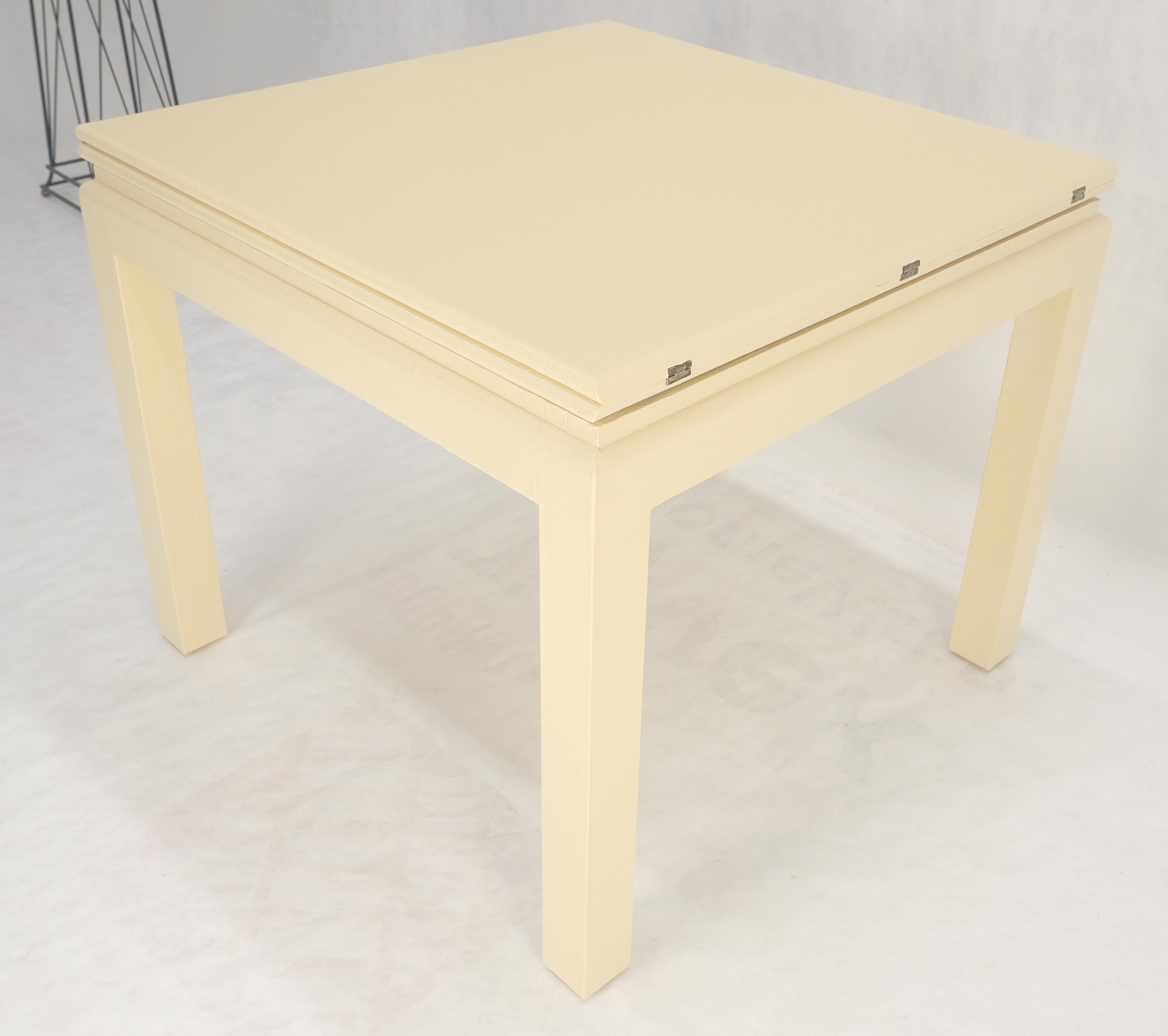 Restaurierter cremefarbener, beige lackierter, quadratischer Flip-Top-Esstisch aus Stoff mit Flip-Platte MINT! (Lackiert)