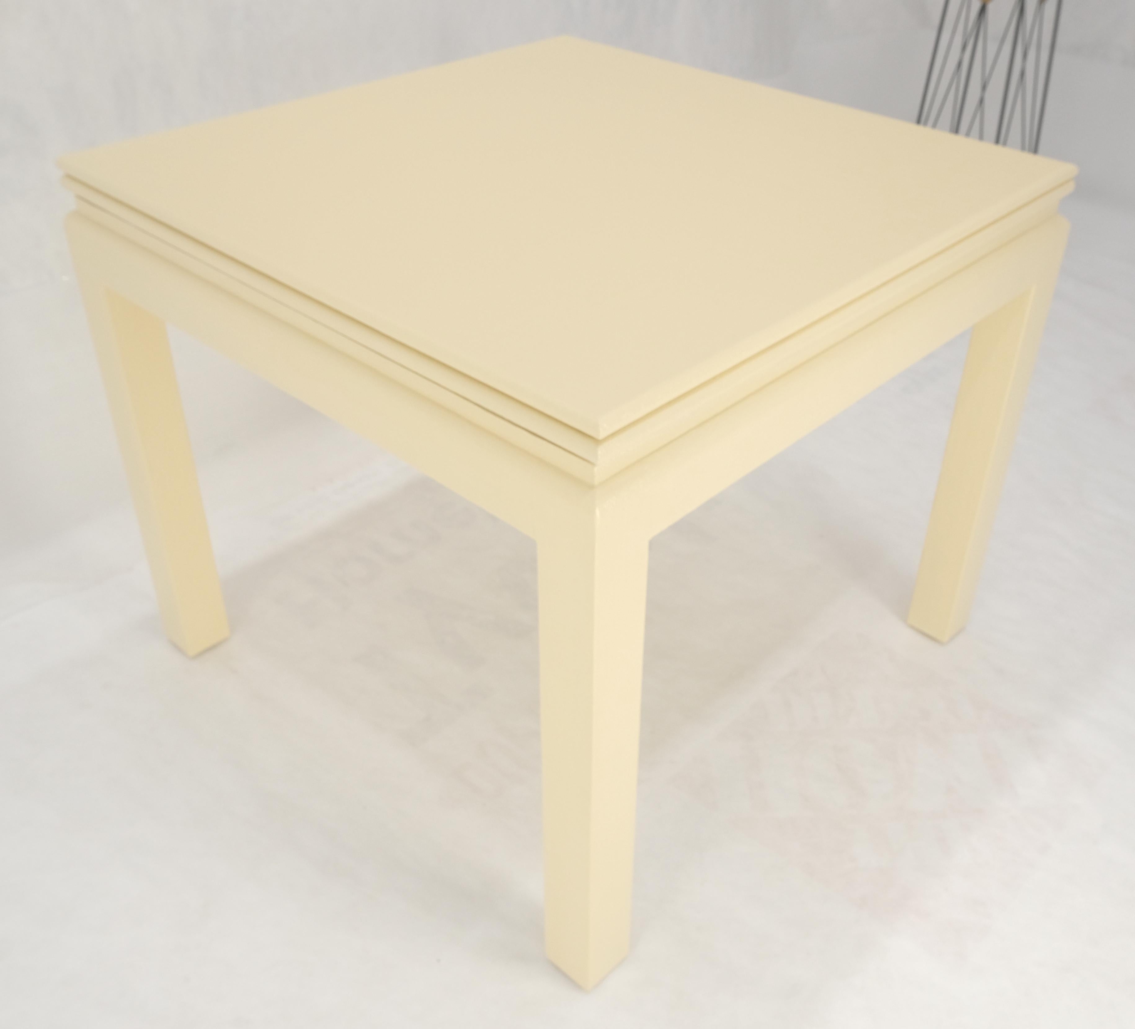 Restaurierter cremefarbener, beige lackierter, quadratischer Flip-Top-Esstisch aus Stoff mit Flip-Platte MINT! (20. Jahrhundert)
