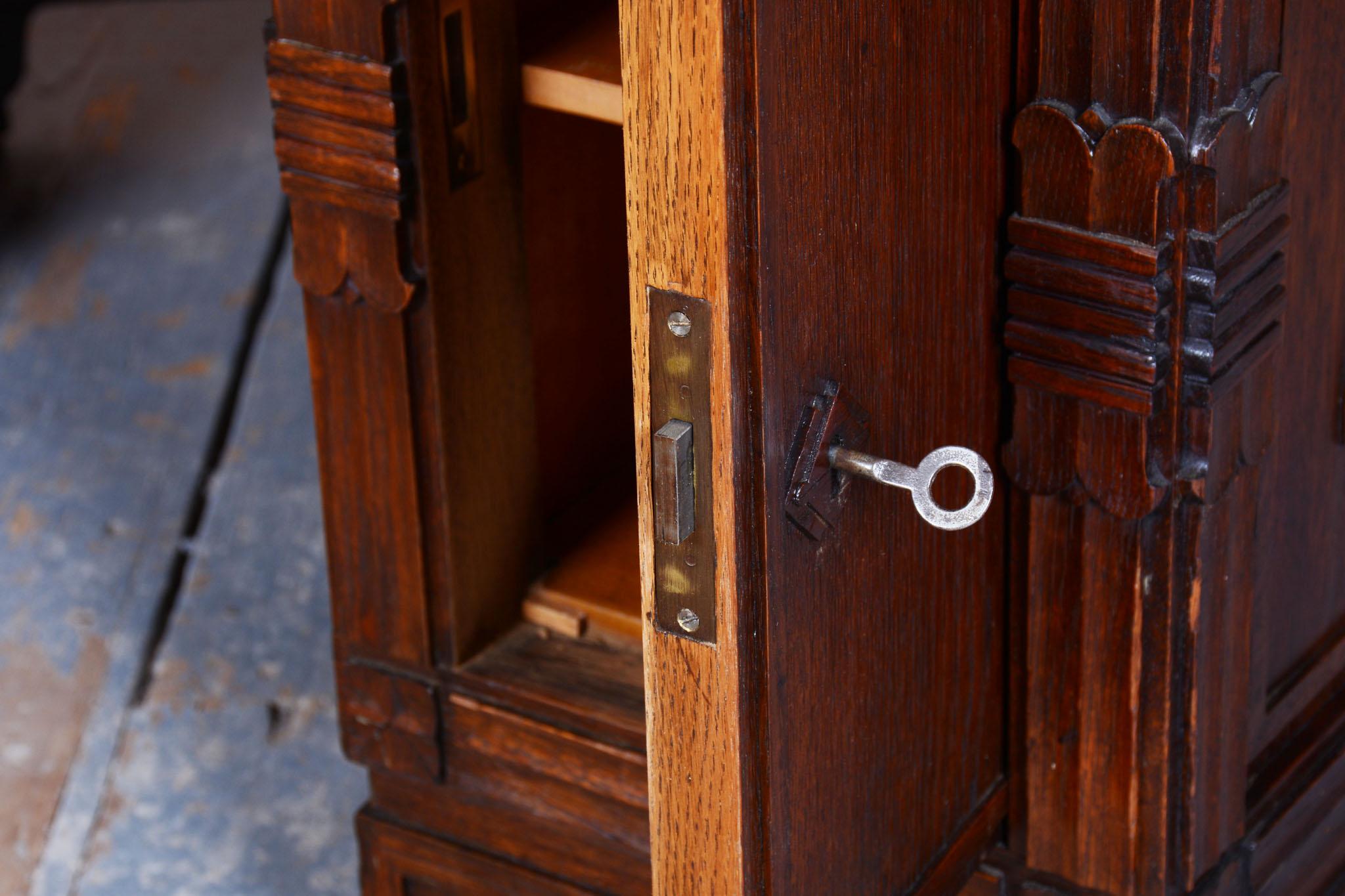 Restored Cubistic Writing Desk, Oak, Walnut, Revived Polish, Czech, 1910s For Sale 4