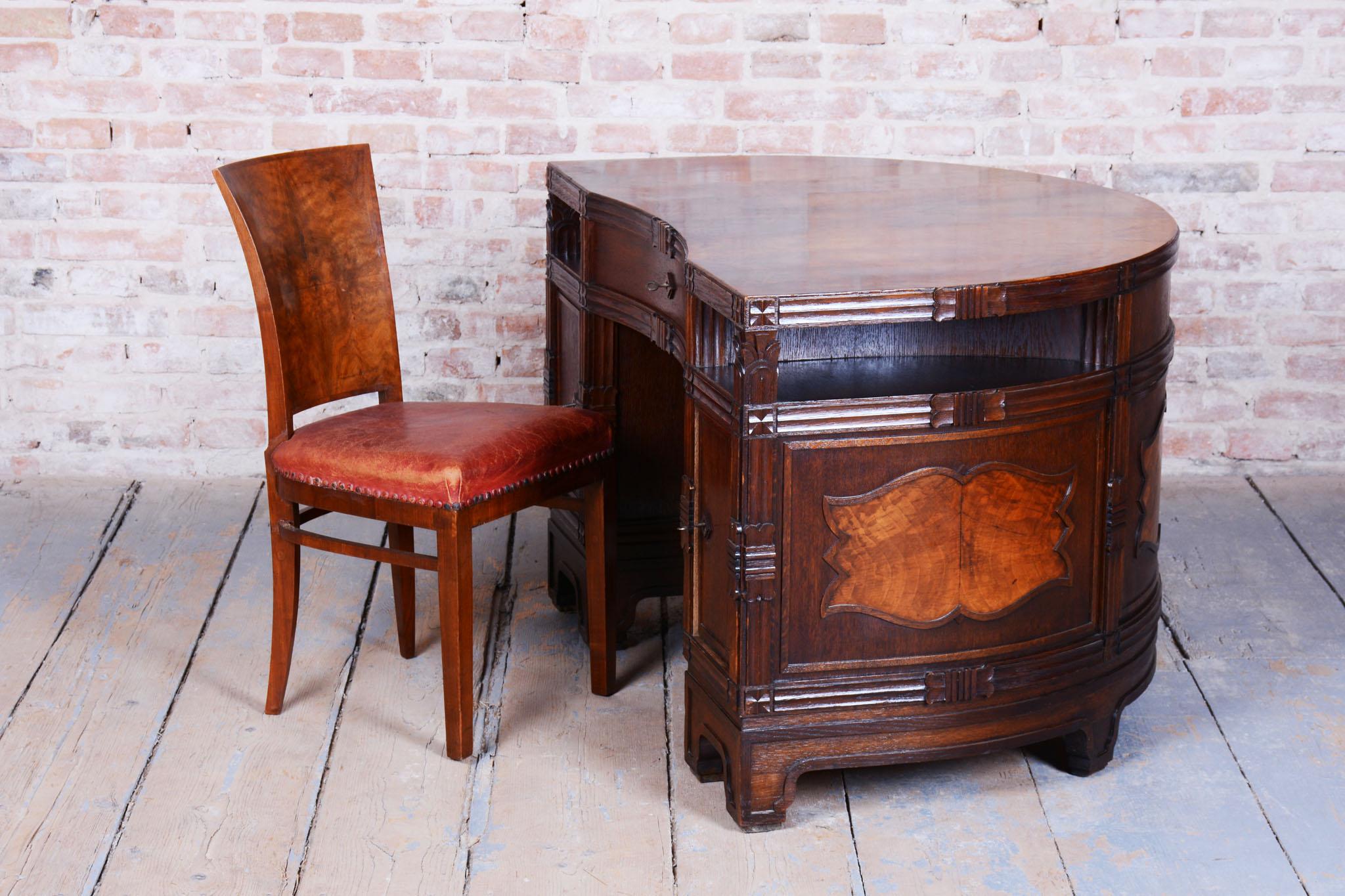 Restored Cubistic Writing Desk, Oak, Walnut, Revived Polish, Czech, 1910s For Sale 6