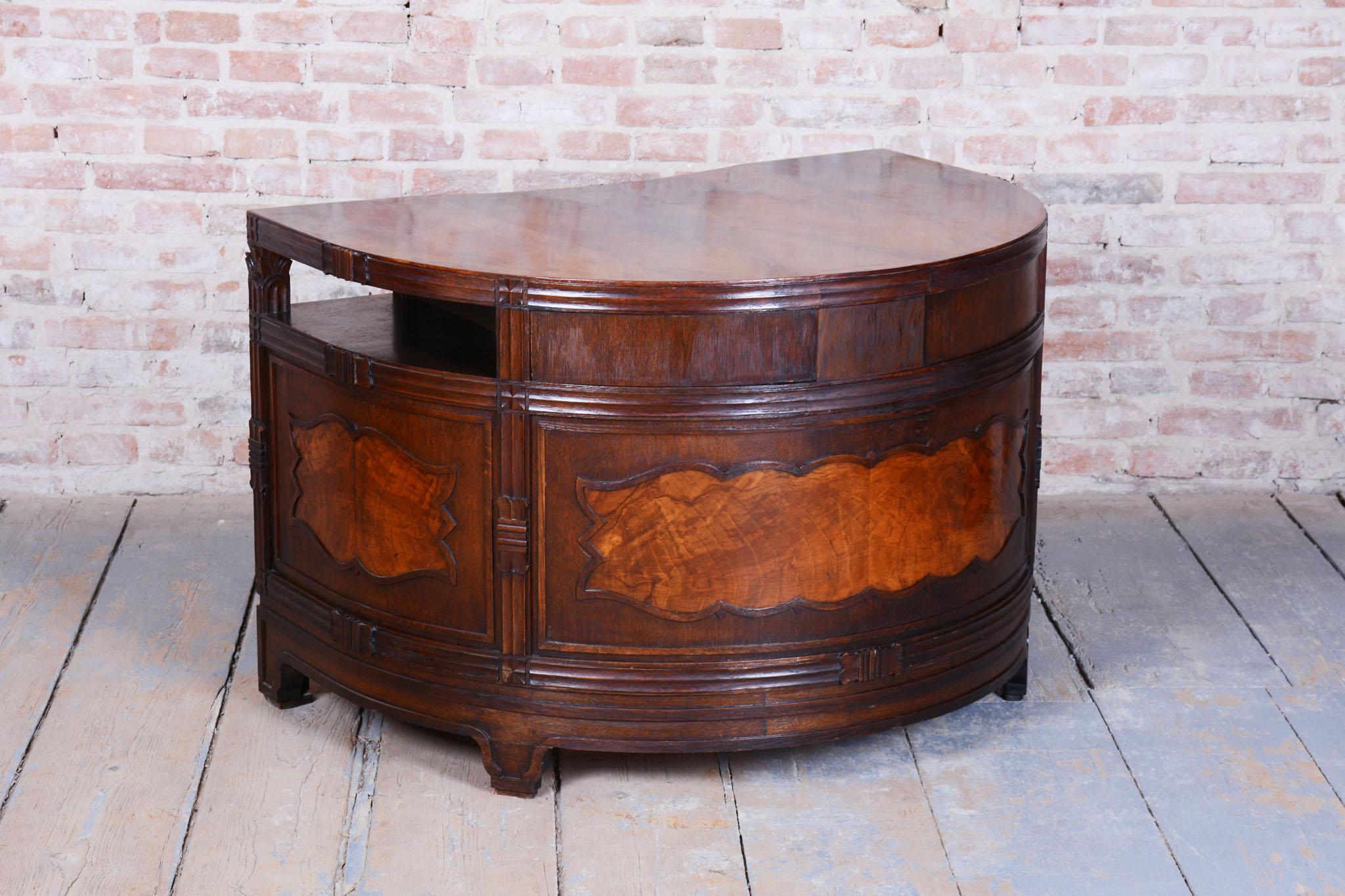 Restored Cubistic Writing Desk, Oak, Walnut, Revived Polish, Czech, 1910s For Sale 8