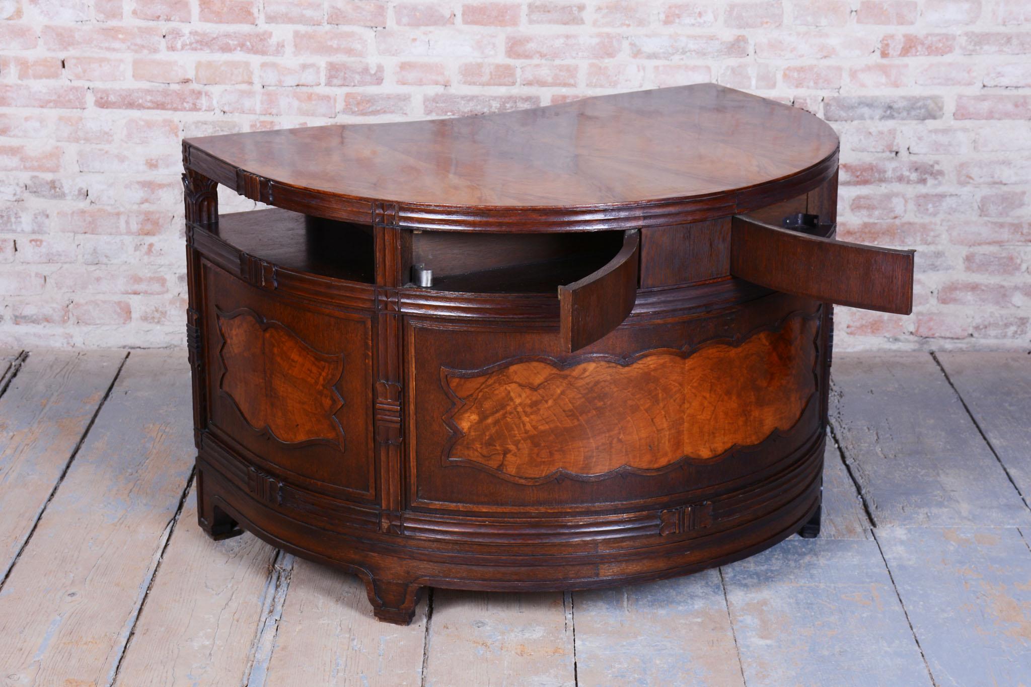Restored Cubistic Writing Desk, Oak, Walnut, Revived Polish, Czech, 1910s For Sale 9