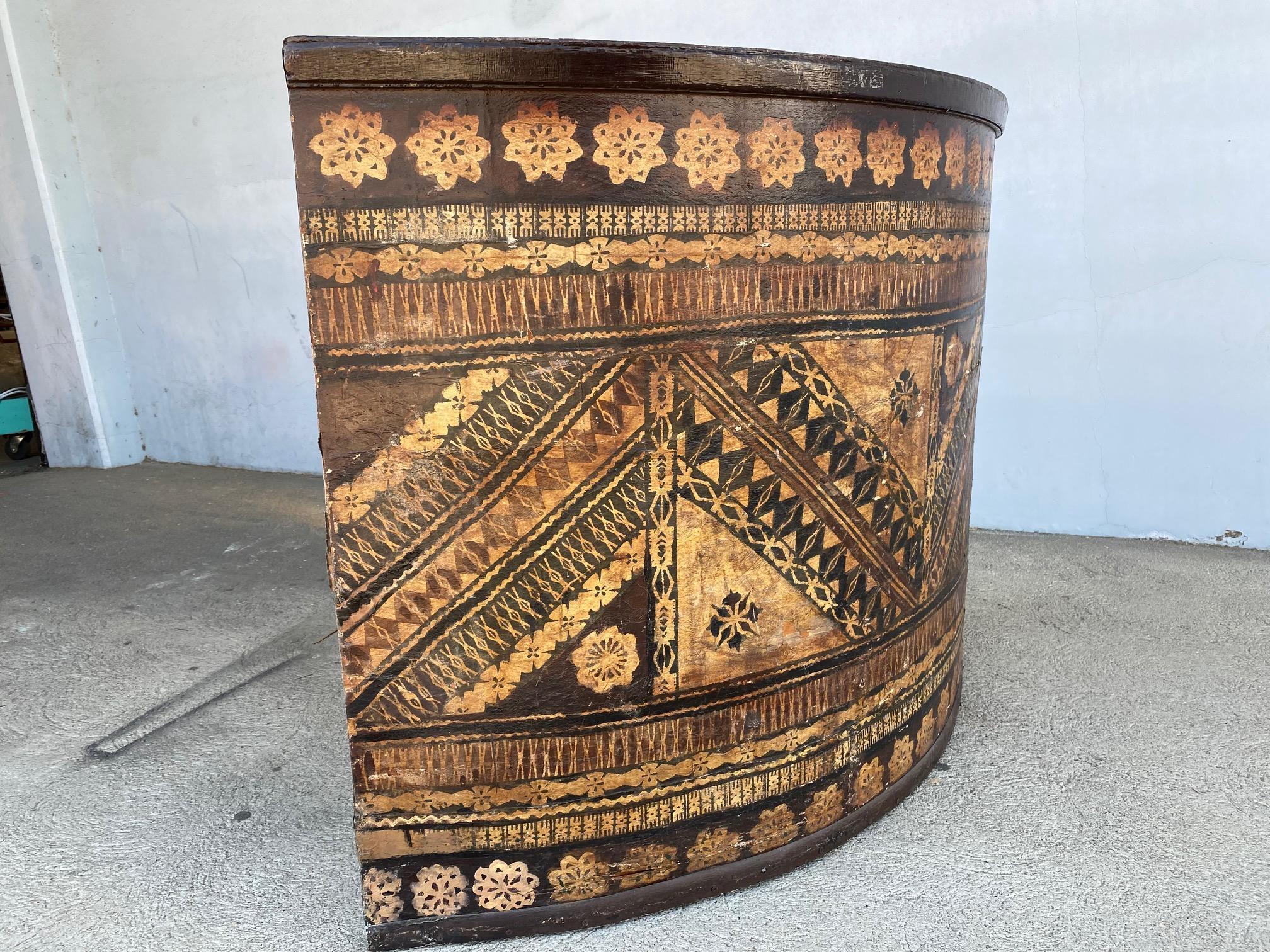 Restored Custom Wood Bar with Polynesian Tiki Paper Wrap, 1950 In Excellent Condition In Van Nuys, CA
