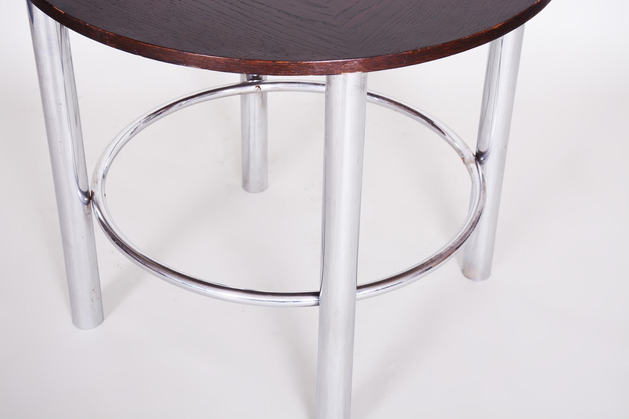 Mid-20th Century Restored Czech Round Oak Bauhaus Table by Mücke & Melder, Chrome, 1930s For Sale