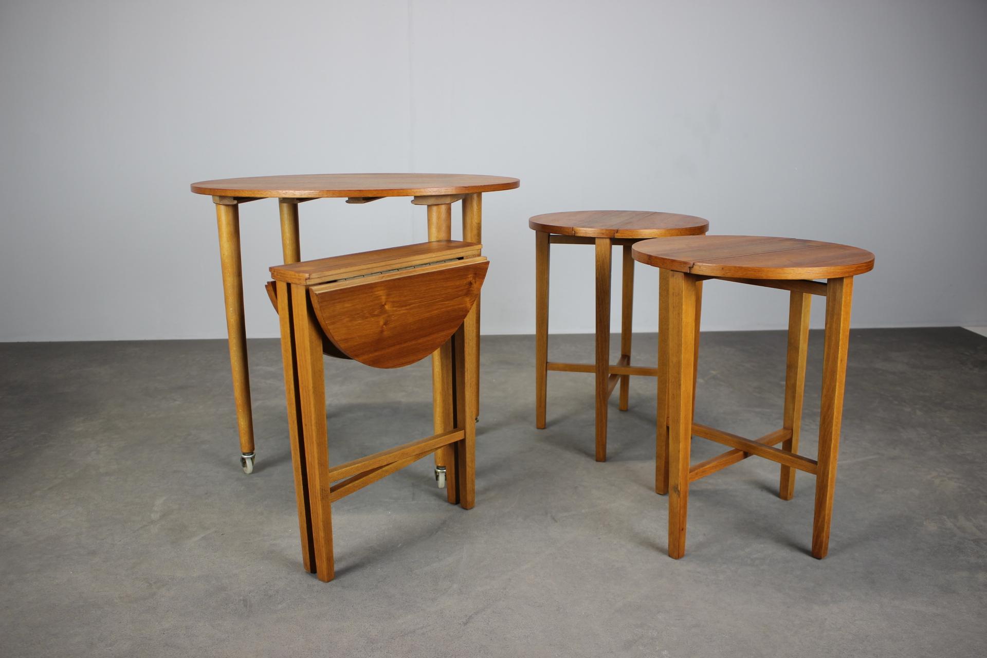 Restored Danish Teak Folding Table with Three Nesting Chairs by Poul Hundevad, 1 For Sale 1