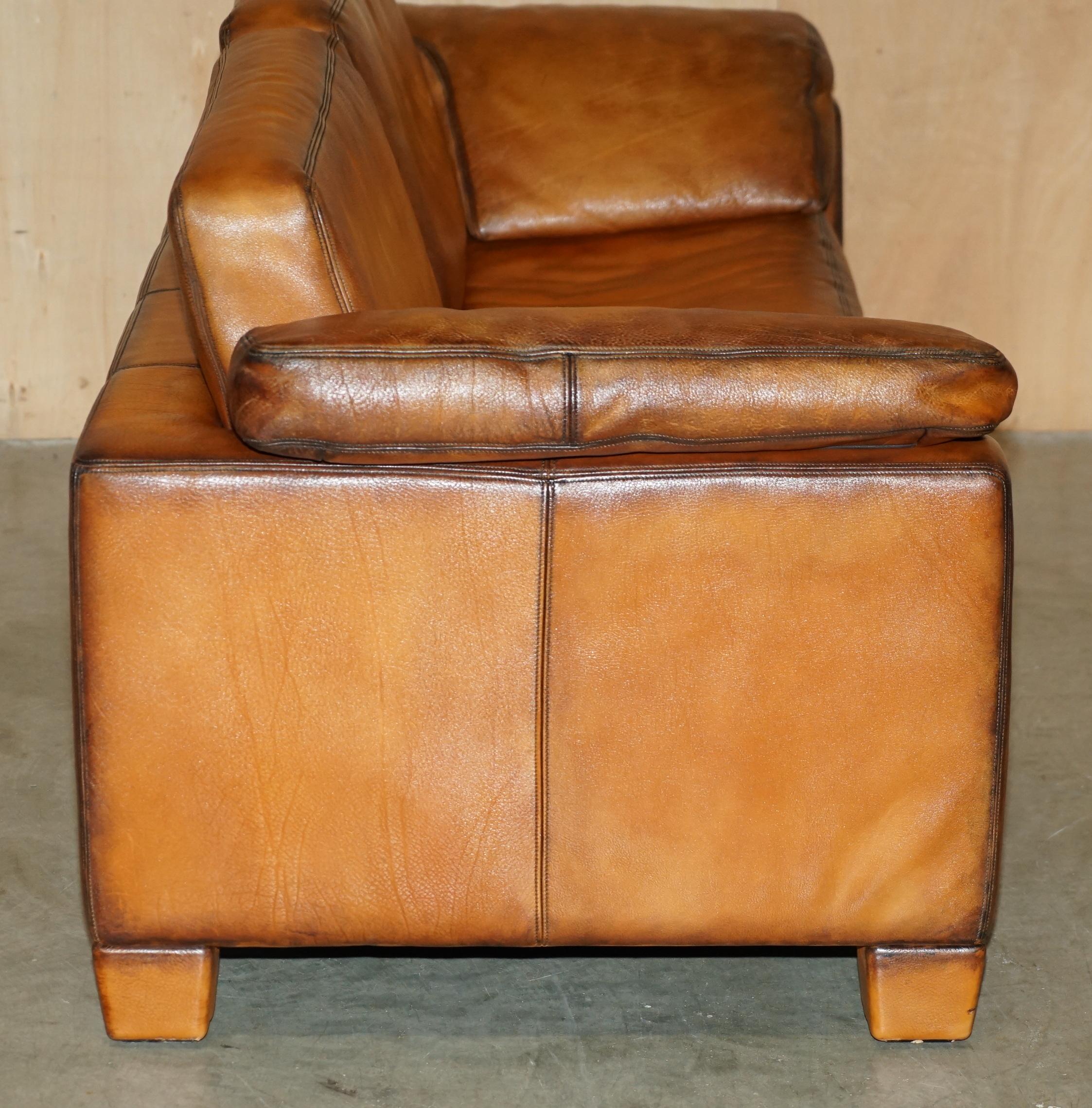 RESTORED DE SEDE DS17 BROWN BUFFALO NECK LEATHER THREE SEAT SOFA PART OF SUiTE en vente 5