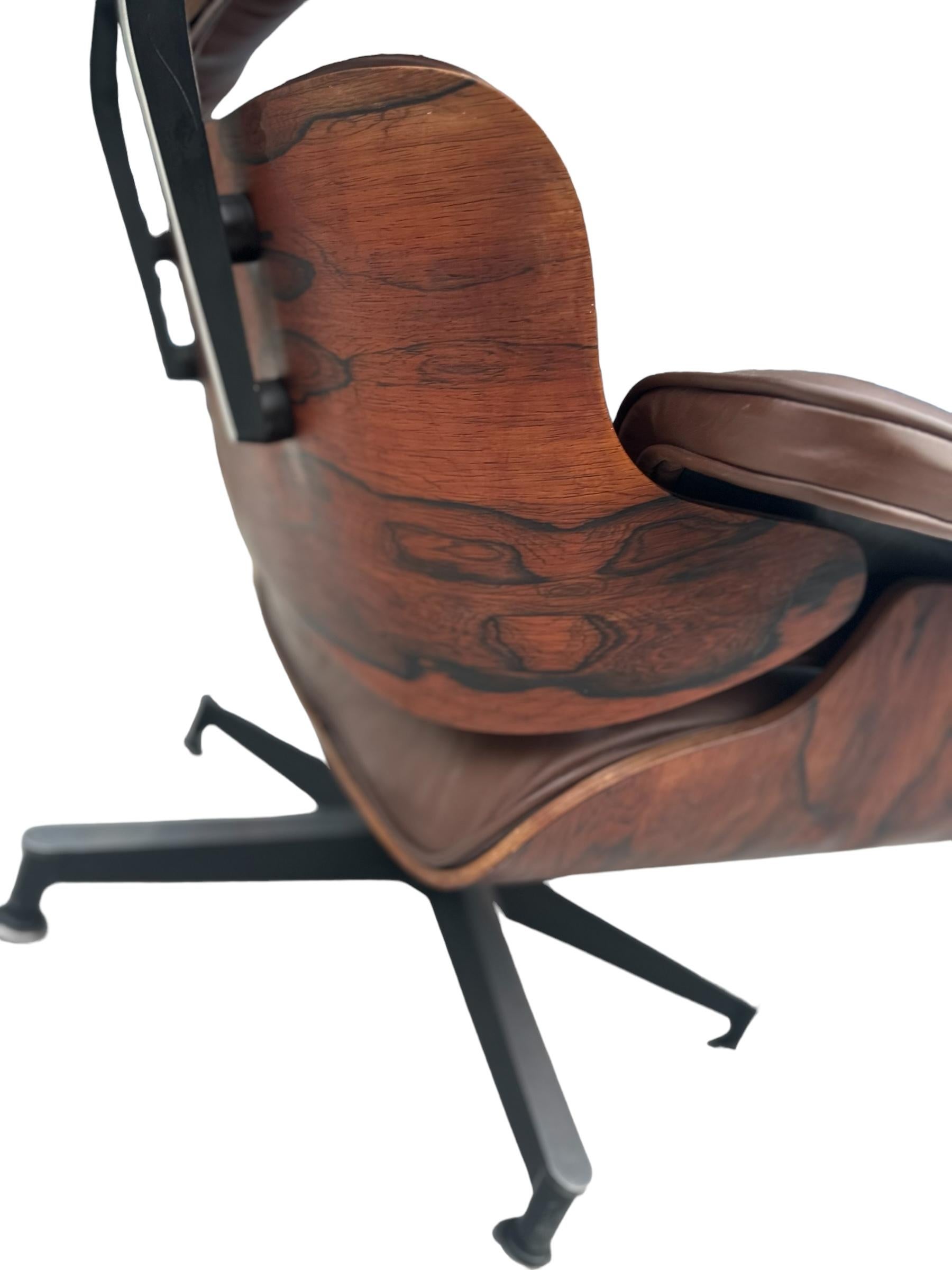 Restored Eames Herman Miller Lounge Chair and Ottoman For Sale 3