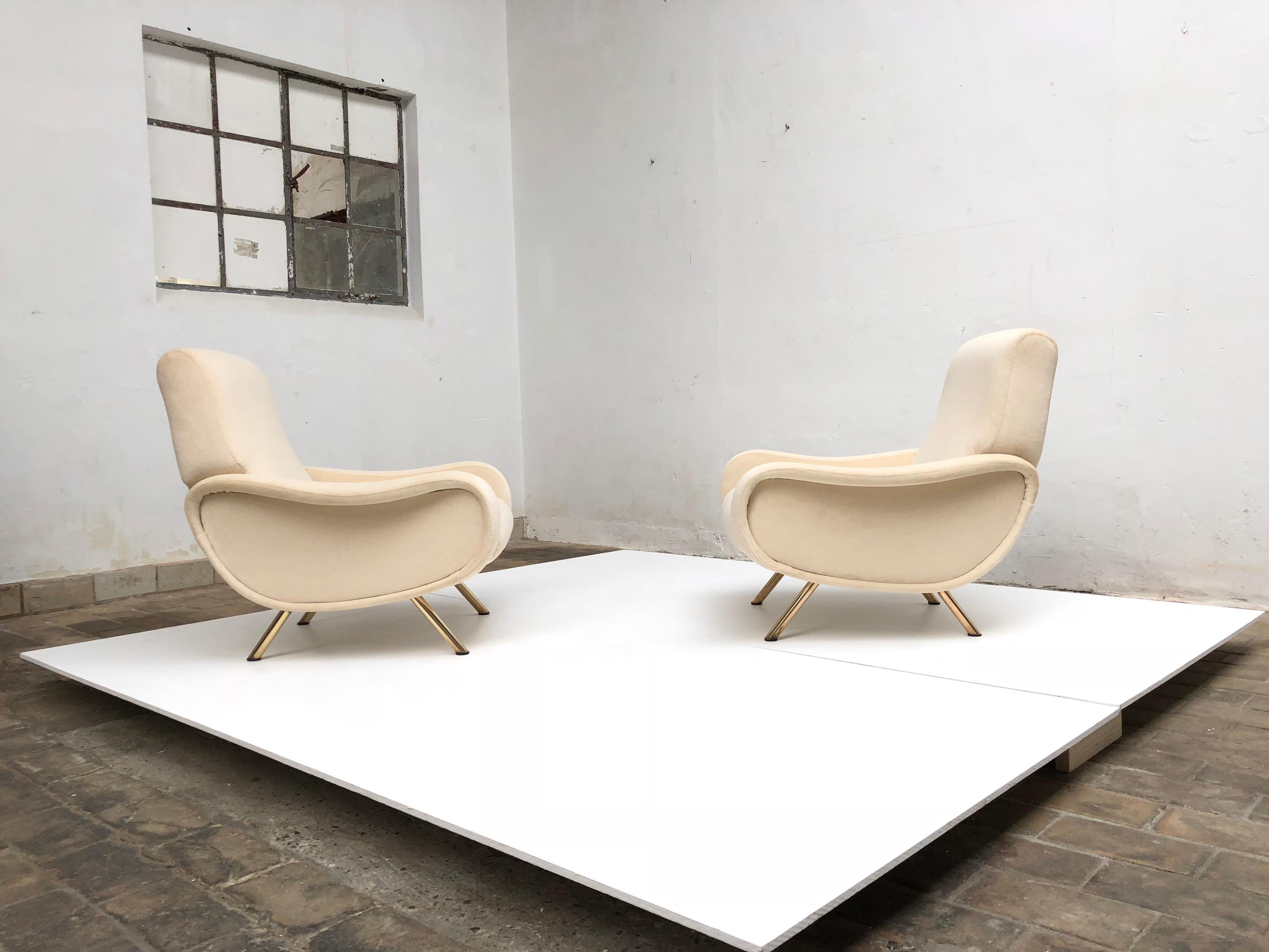 Restored Early Production Wood Frame Zanuso 'Lady' Chairs, 1951, Mohair Fabric  1