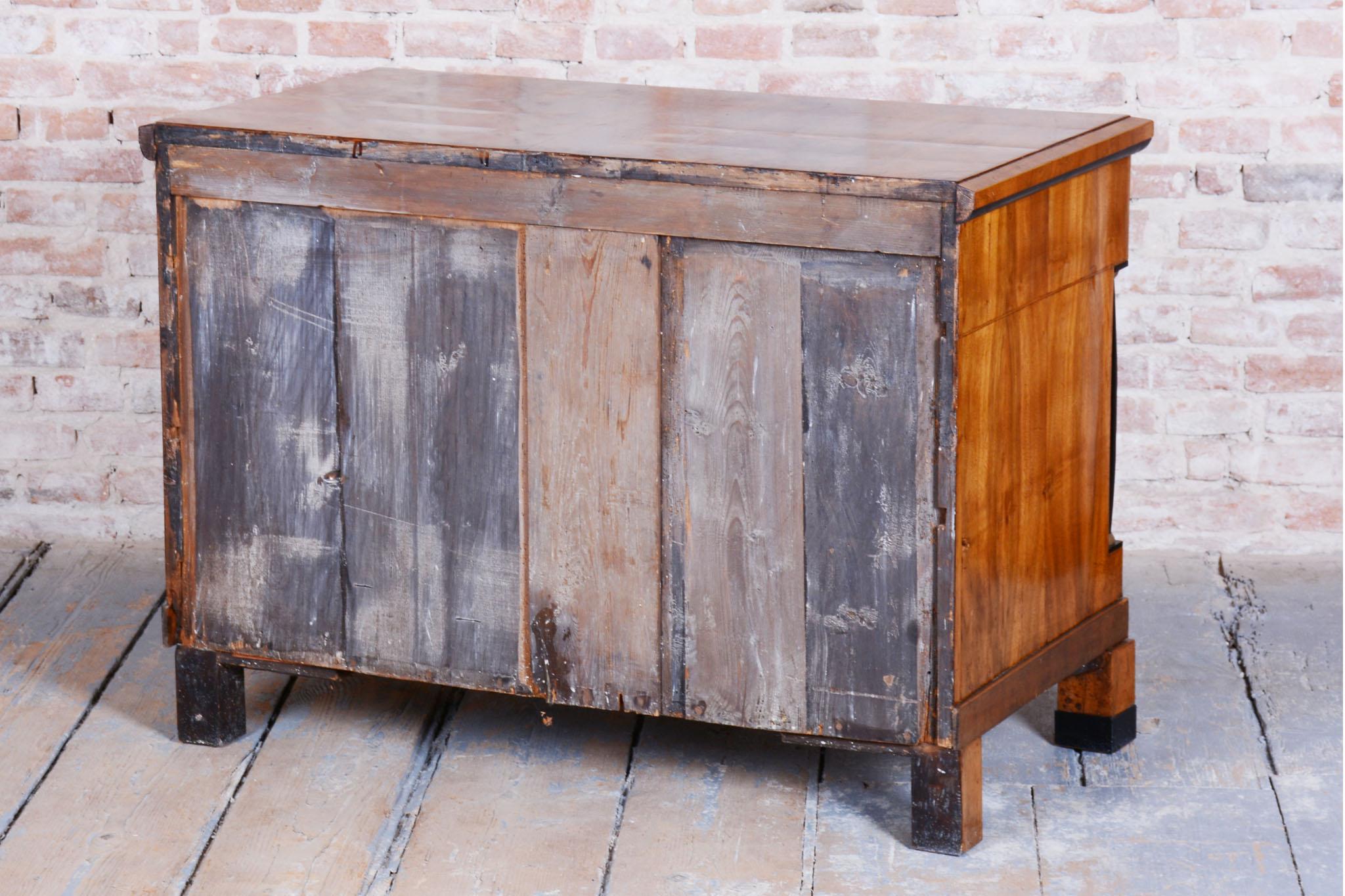 Restored Empire Chest of Drawers, Walnut, Maple, Spruce, Austria, 1820s For Sale 13