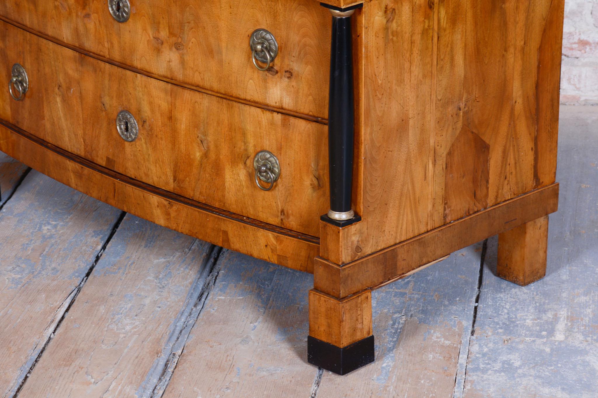 Restored Empire Chest of Drawers, Walnut, Maple, Spruce, Austria, 1820s For Sale 3