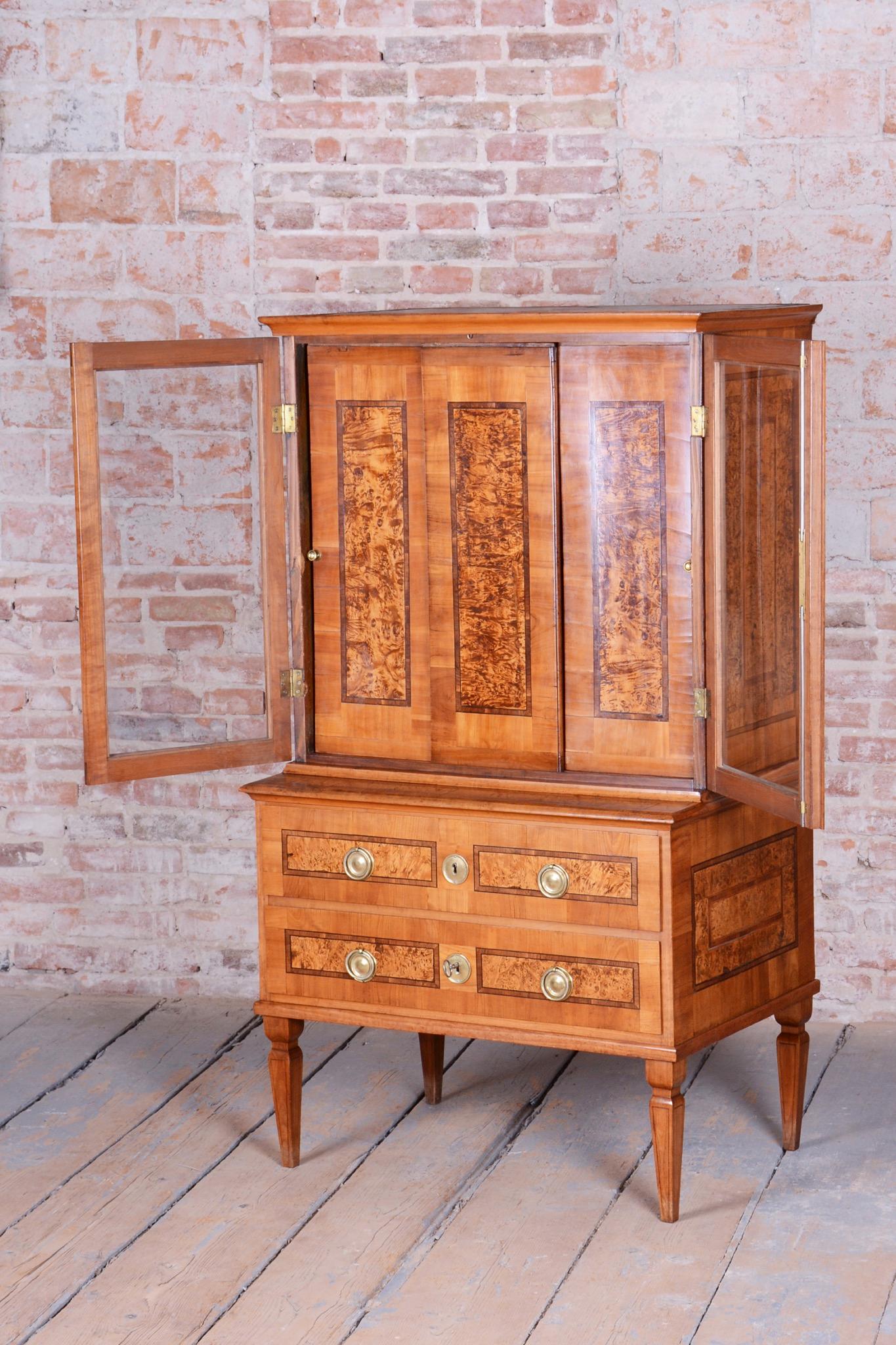Credenza Impero restaurata, Wood Wood, Polacco restaurato, Ceco, 1790 In condizioni buone in vendita a Brandys nad Labem, Středočeský kraj