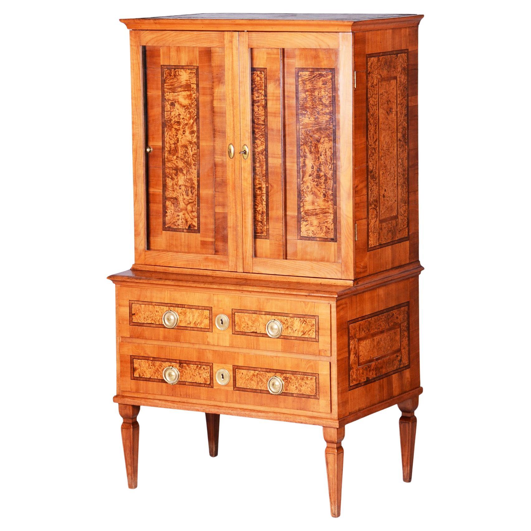 Restauriertes Empire-Sideboard, Kirschbaumholz, neu restauriert, polnisch, tschechisch, 1790er Jahre