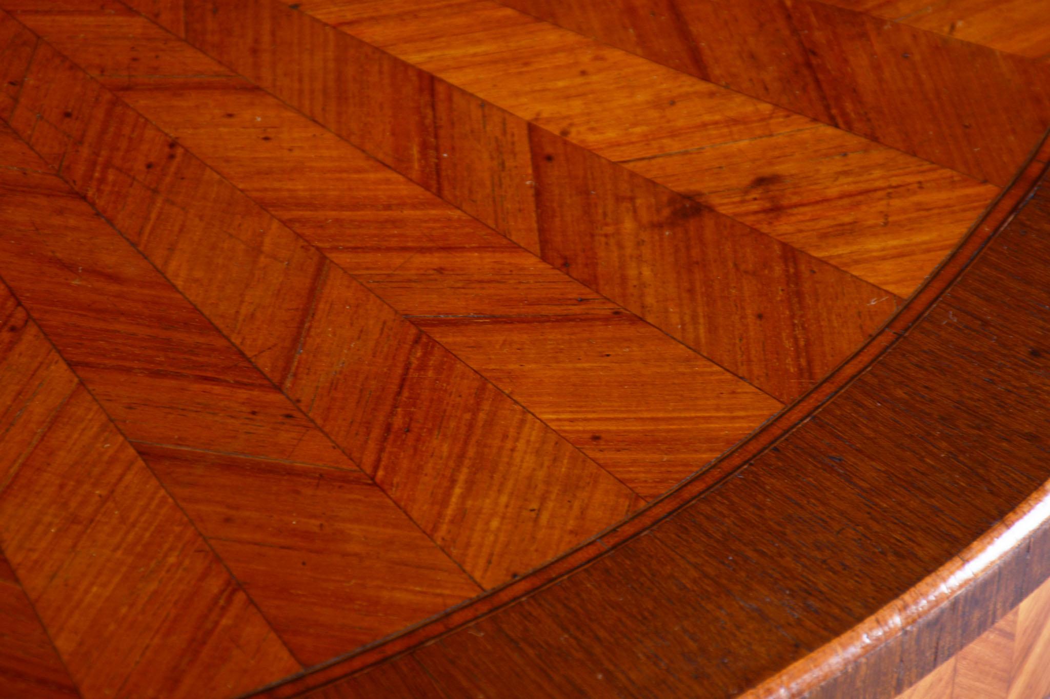 Tavolino Impero restaurato, mogano, Wood Wood, lacca, Francia, anni '40 del XIX secolo in vendita 5