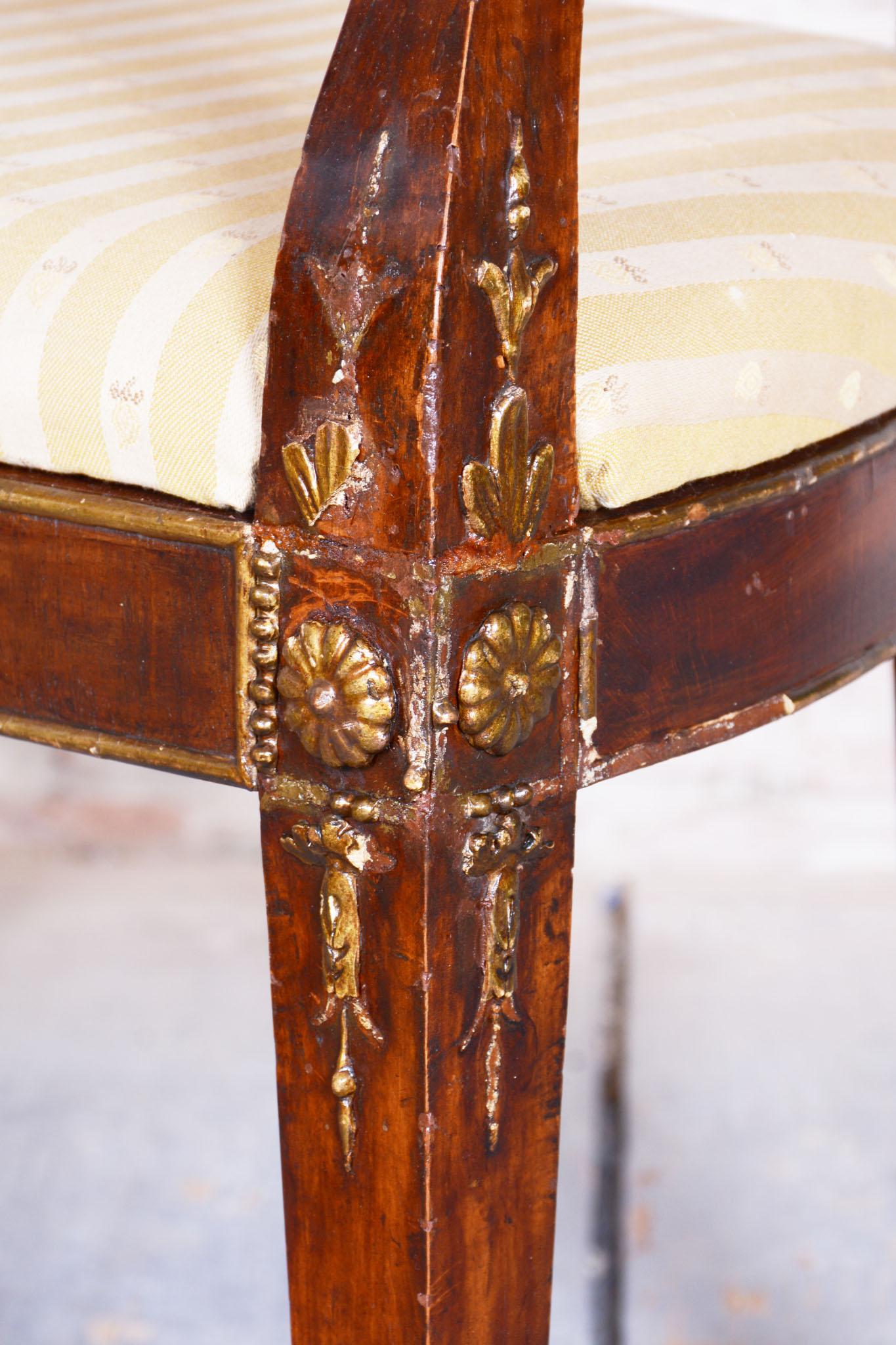 Restauriertes Empire-Sofa, Nussbaum, Spruce, Revived Polish, Österreich, 1810er Jahre im Angebot 1