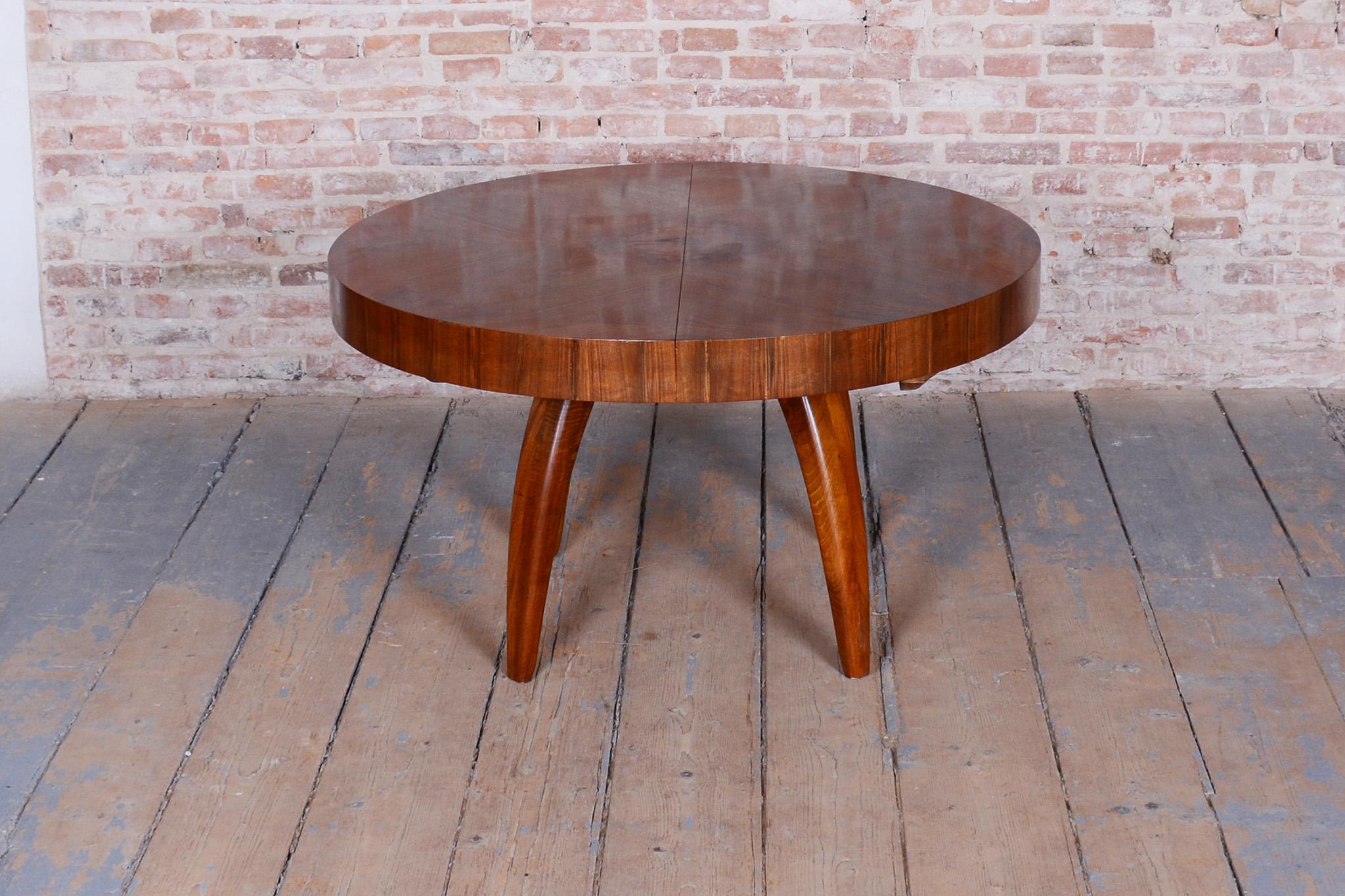 Restored Extendable Dining Table, by Halabala, UP Zavody, Walnut, Czech, 1930s For Sale 2