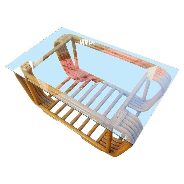 Table basse en rotin à cinq brins restaurée avec plateau en verre flottant