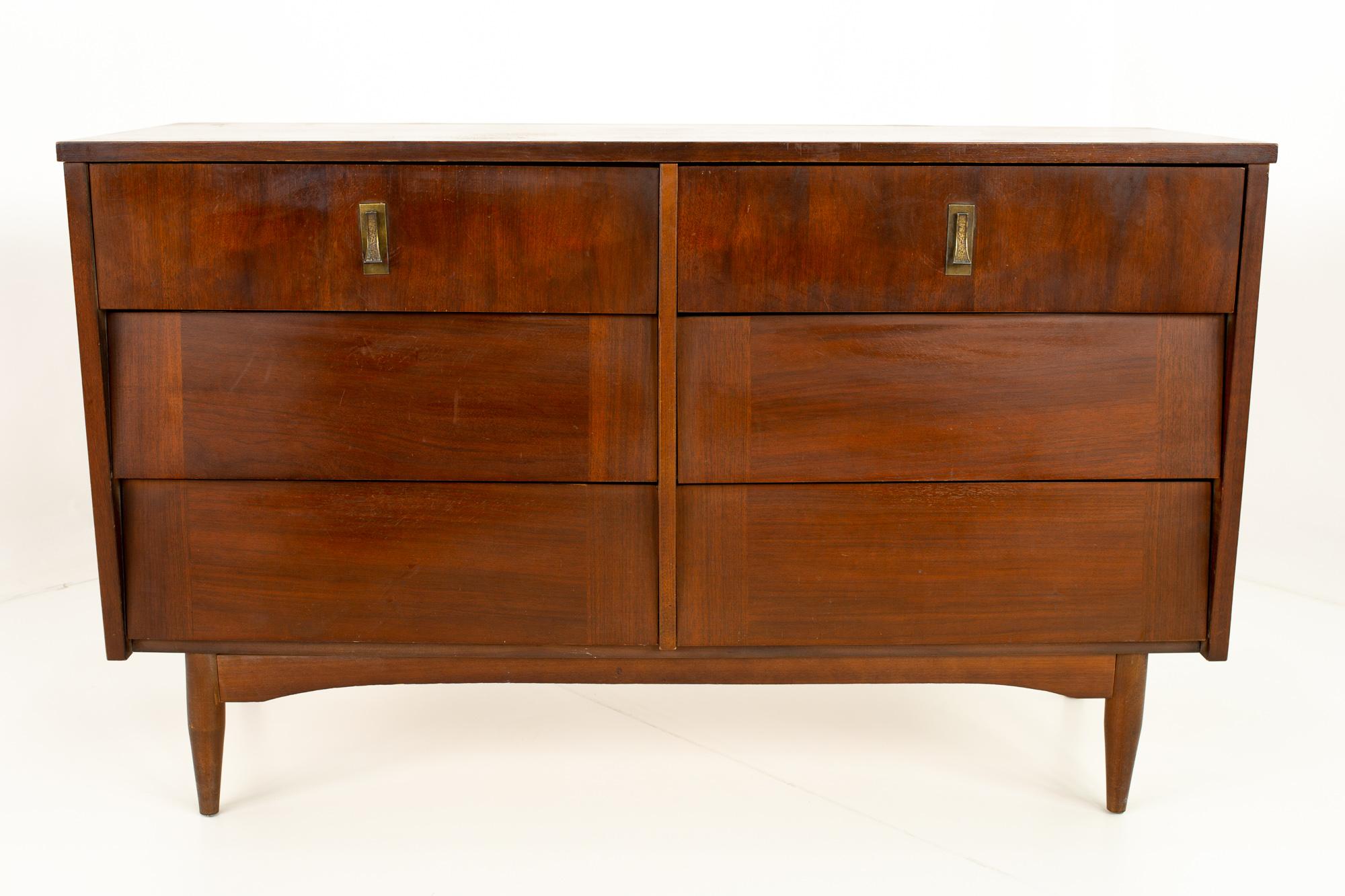 Late 20th Century Restored Florence Knoll Style Harmony House 6 Drawer Midcentury Lowboy Dresser