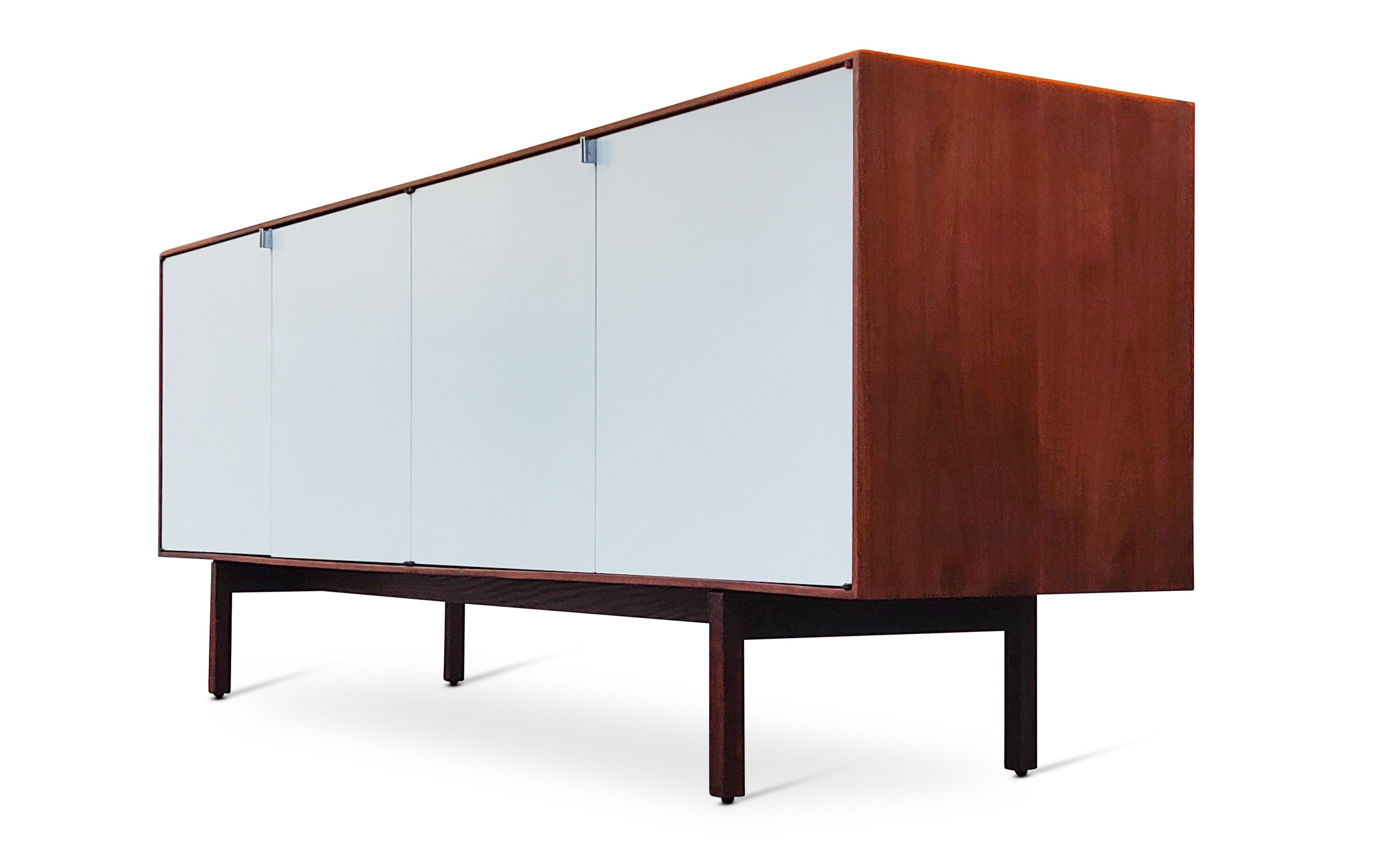 Mid-20th Century Restored Florence Knoll Walnut & Maple Cabinet Model No.541 New York, 1960s