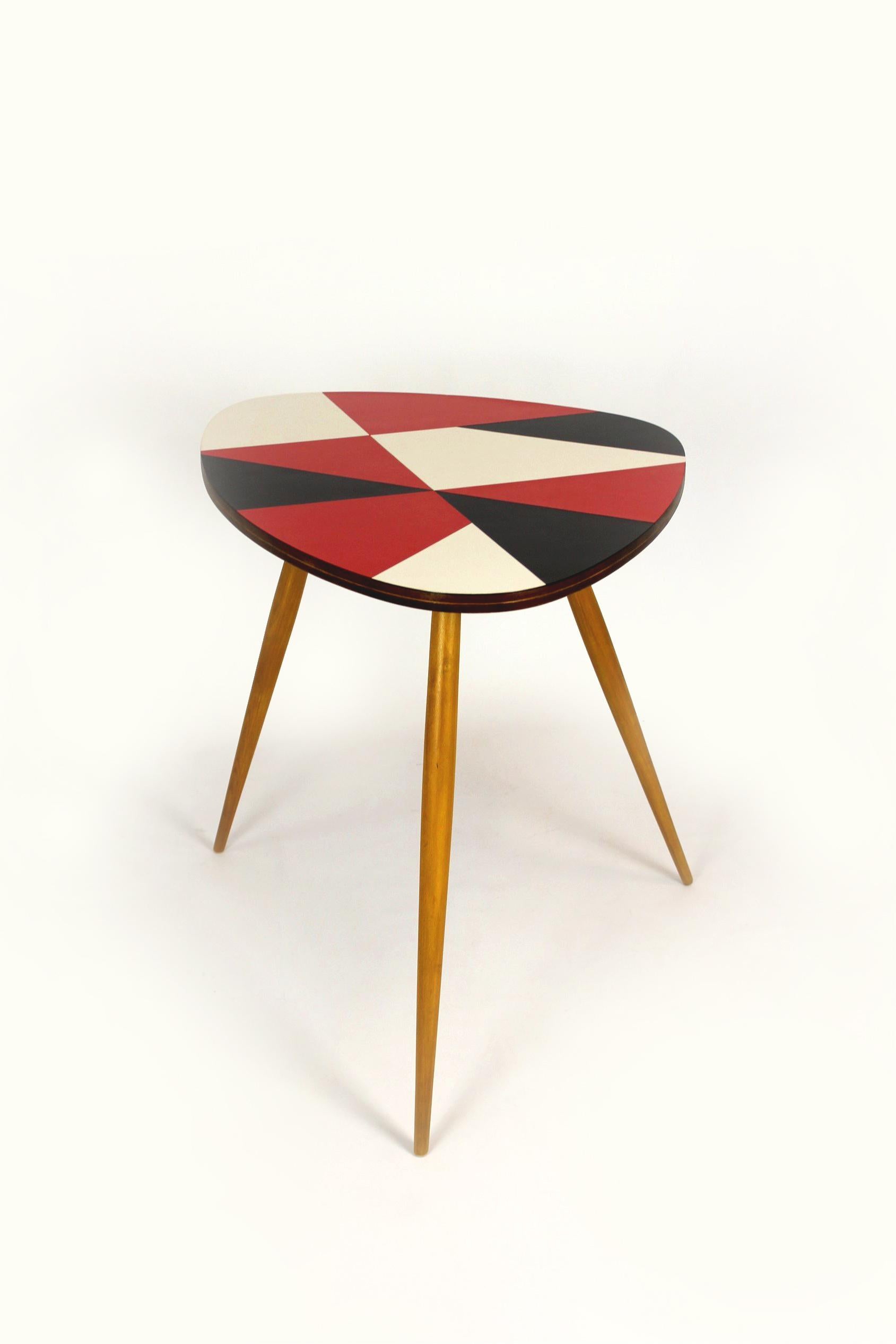 Restored Formica Coffee Table from Drevopodnik Brno, 1964 For Sale at
