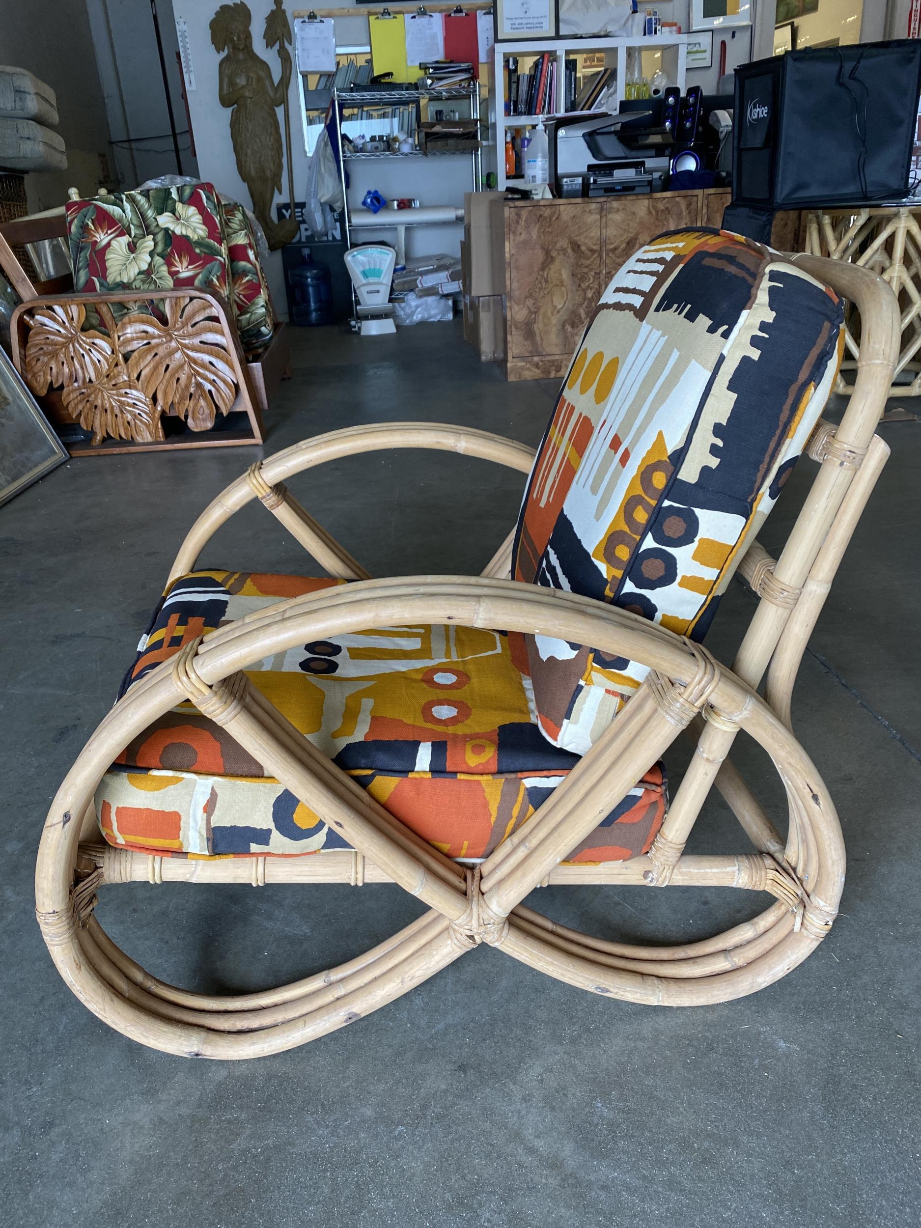 Restored Full Round Pretzel Lounge Chair with Arched Base In Excellent Condition For Sale In Van Nuys, CA
