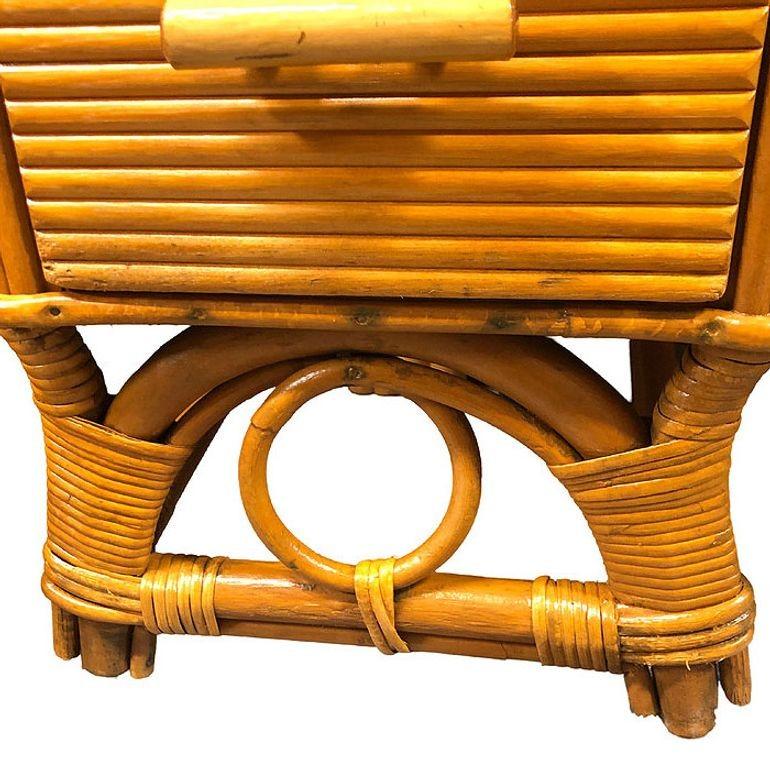 Restaurierter Gabriella Crespi Stil Bleistift-Schreibtisch aus Rattan mit Schilfrohr und Birkenplatte 4
