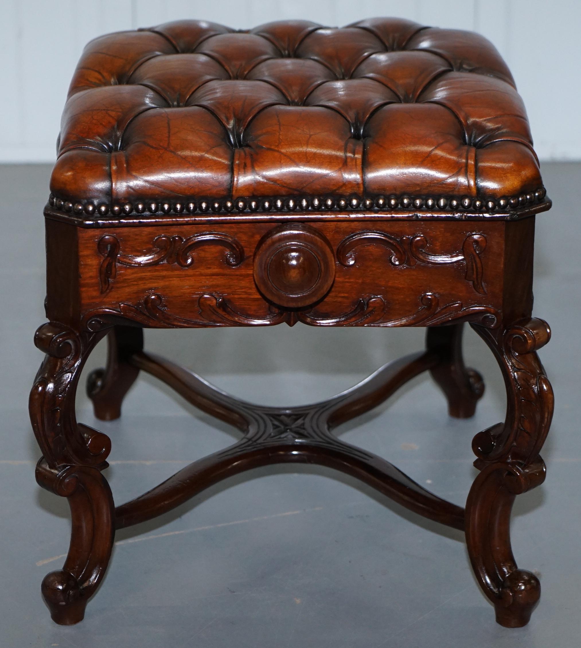 Restored H Brooks of London Rosewood Chesterfield Leather circa 1875 Piano Stool 3