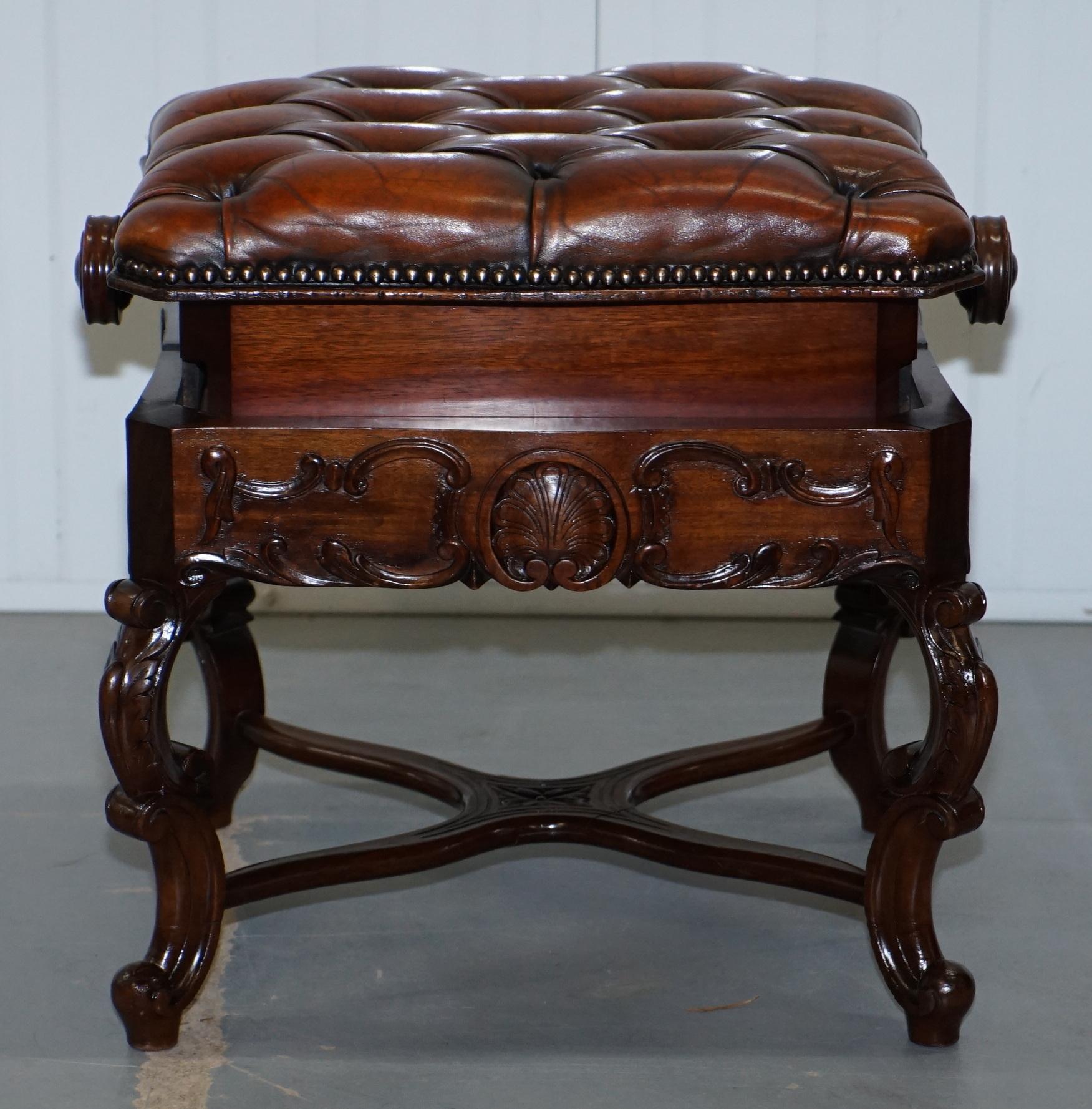 Restored H Brooks of London Rosewood Chesterfield Leather circa 1875 Piano Stool 7