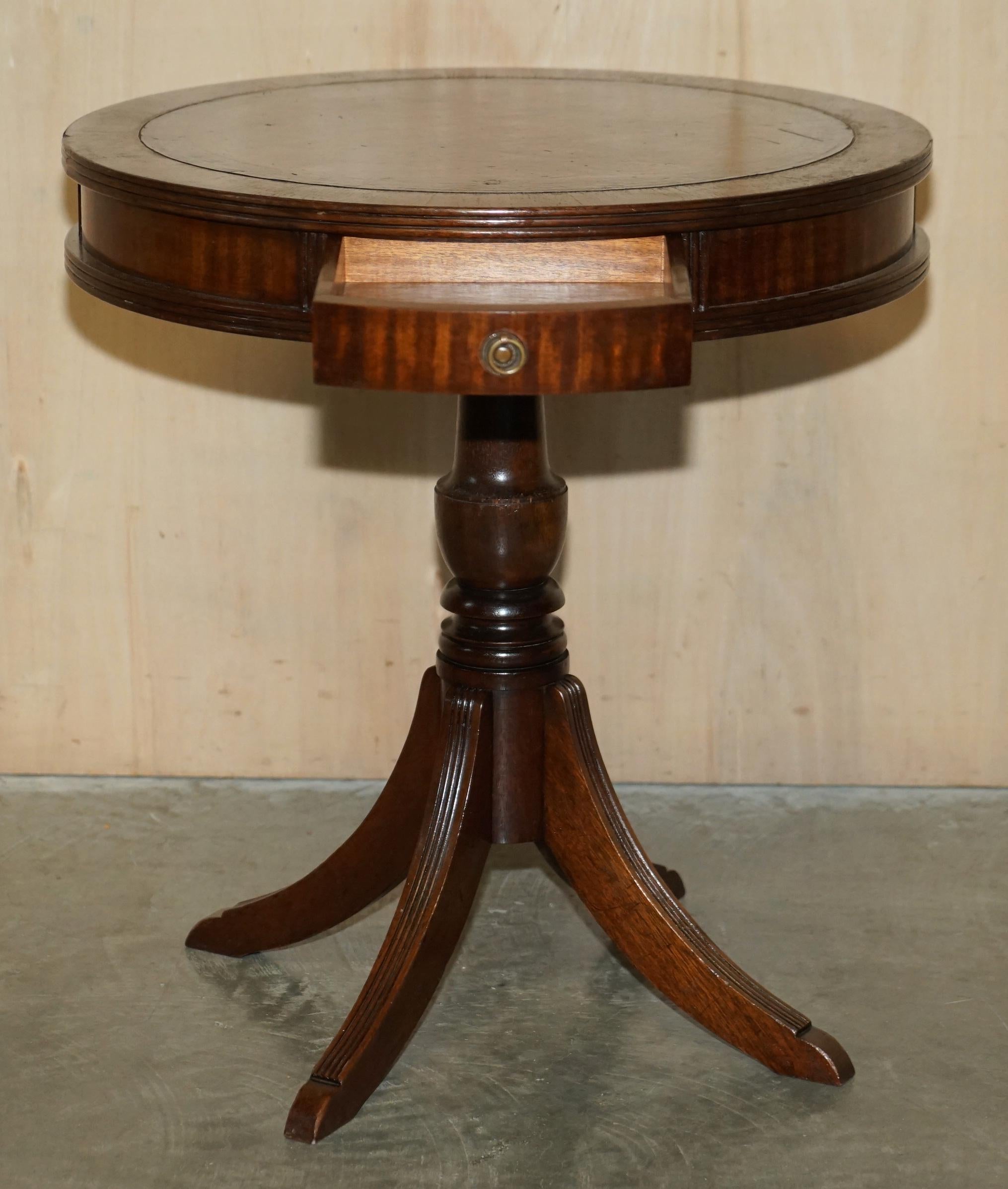 Restored Hardwood Cigar Brown Leather Side End Lamp Wine Drum Table Drawers For Sale 10