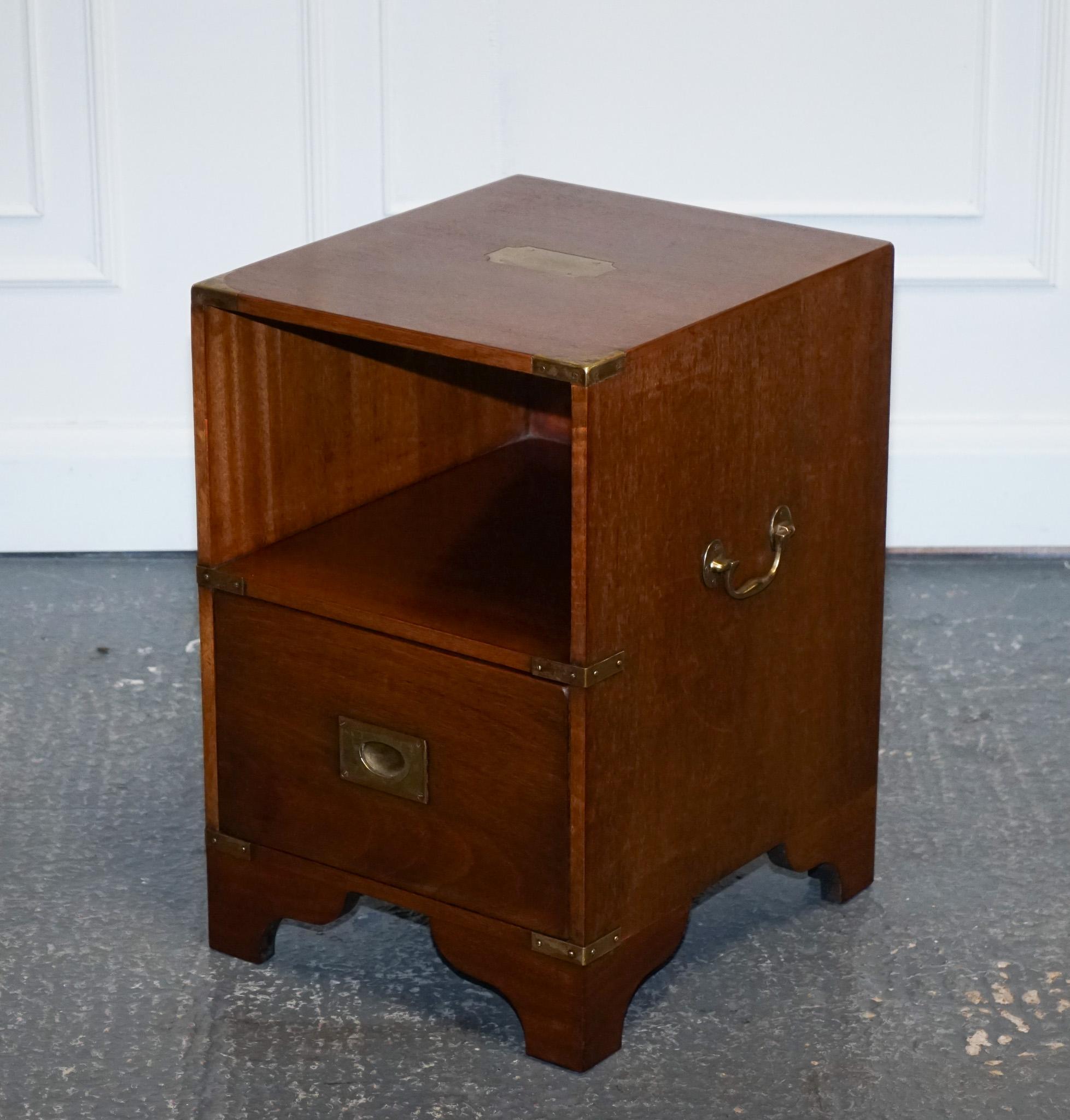 
We are delighted to offer for sale this Stunning Harrods Kennedy Furniture Campaign Side Table. 

Made by R.E.H Kennedy and retailed through Harrods London, a beautiful and well-made table. Inspired by Kennedy's Popular military campaign style, and