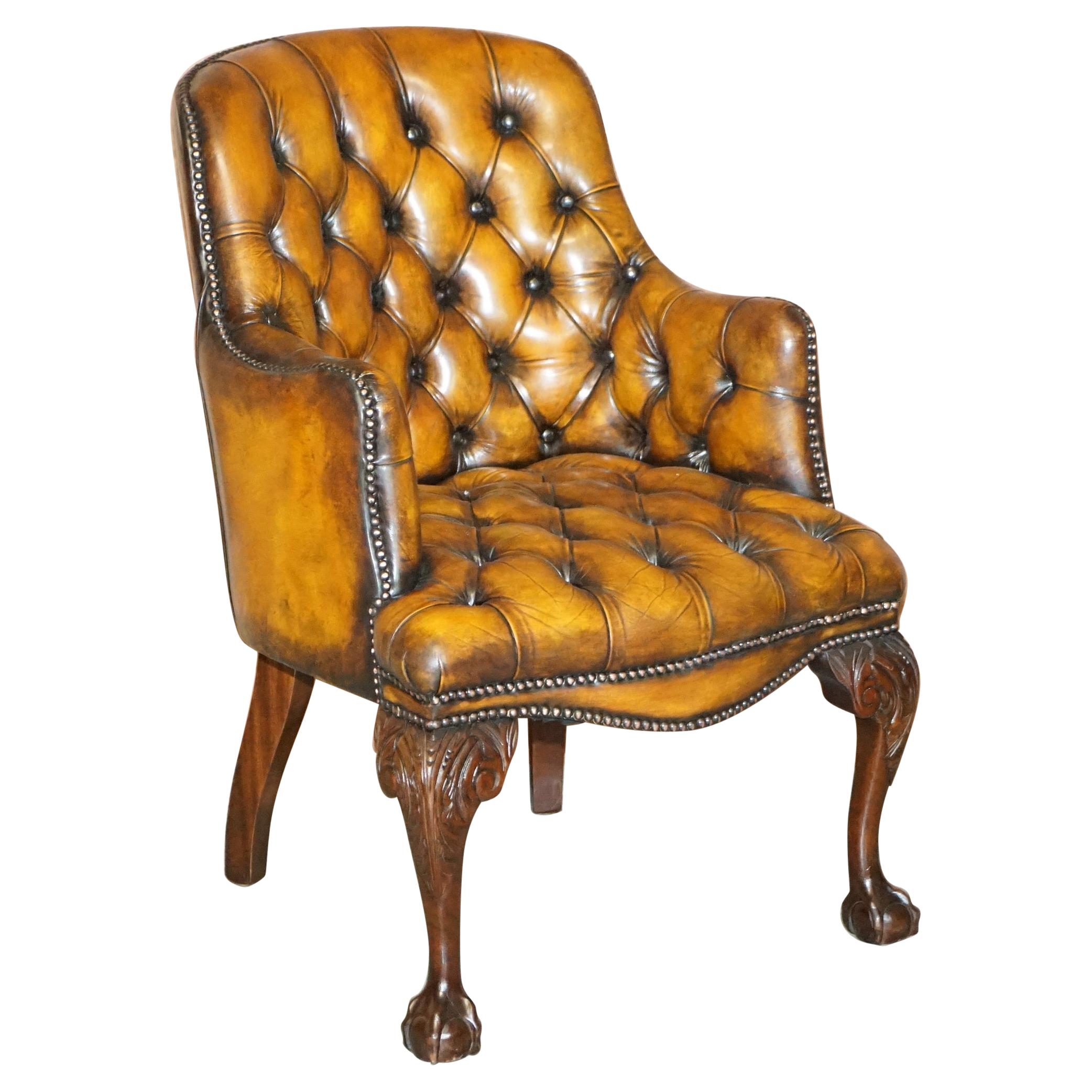 RESTORED HARRODS LONDON CHESTERFiELD BROWN LEATHER ARMCHAIR CLAW & BALL FEET For Sale