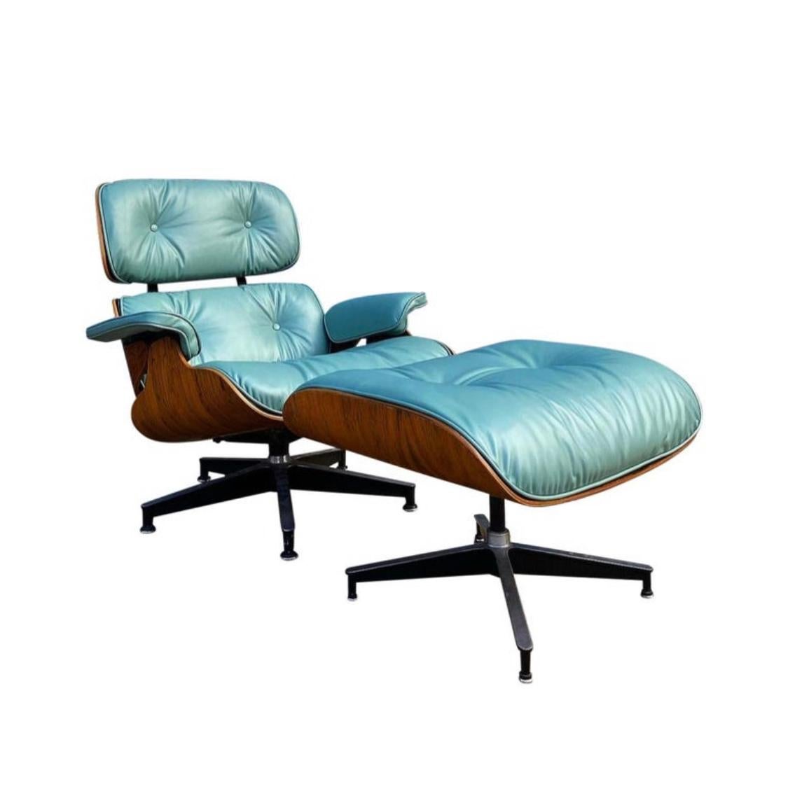 Mid-Century Modern Restored Herman Miller Eames Lounge Chair and Ottoman with Custom New Cushions
