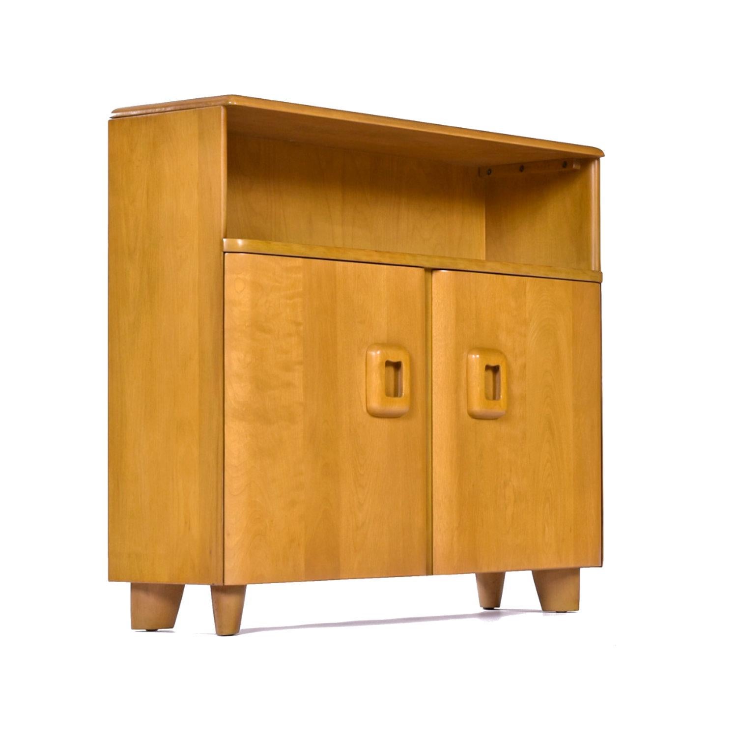 Hand-Carved Restored Heywood Wakefield Wheat Finish M326 Cabinet Bookcase